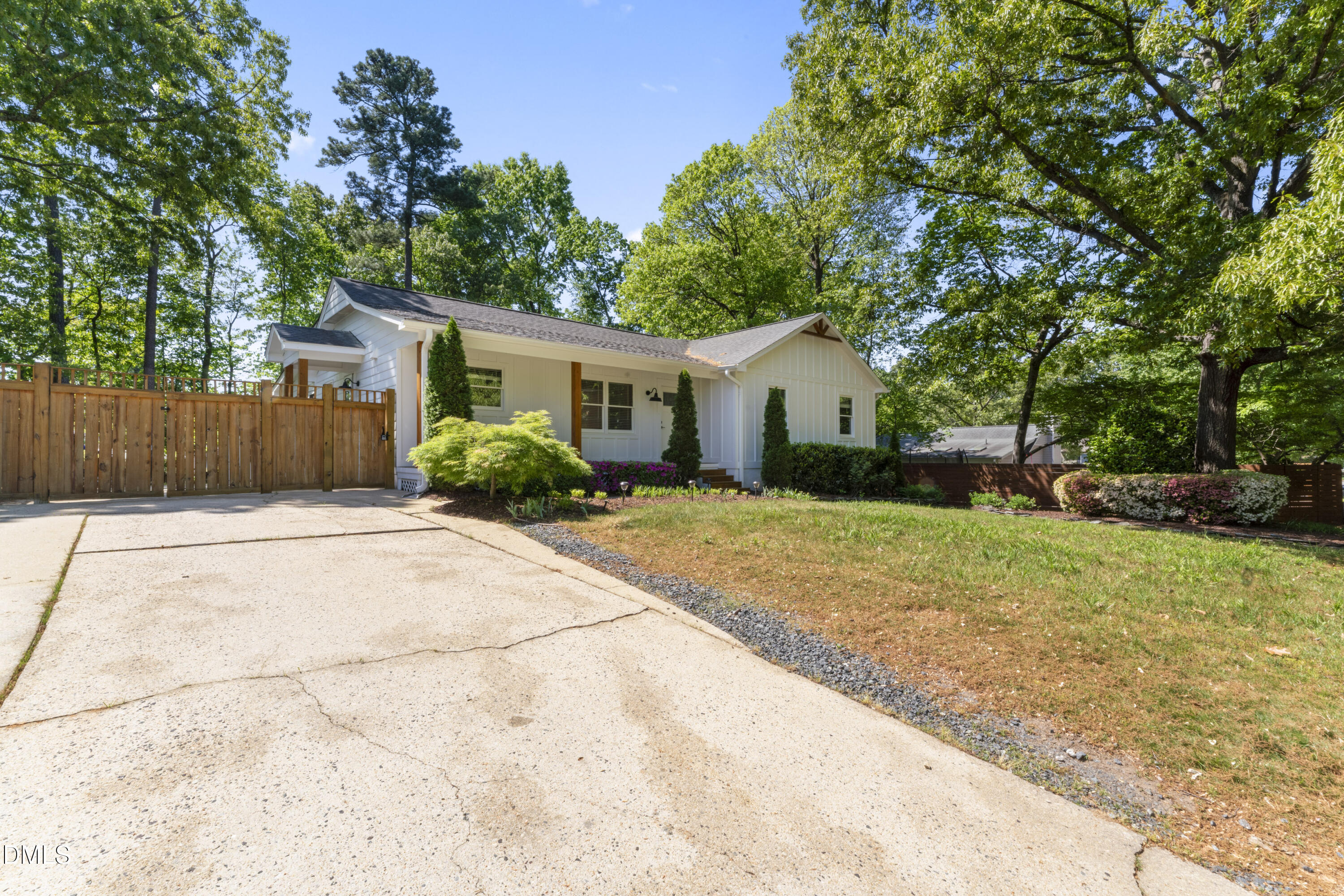 204 Rosehaven Drive