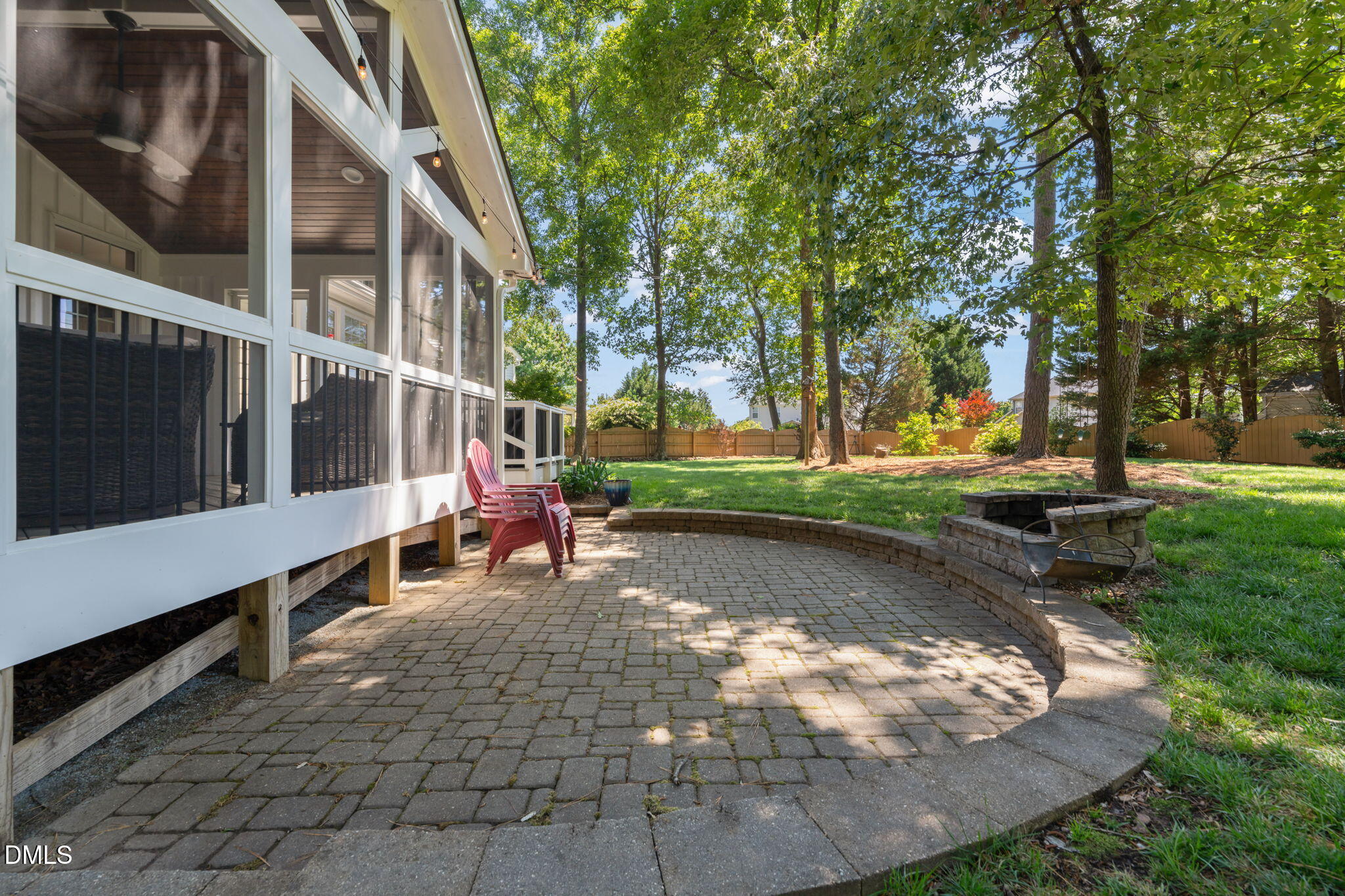 2100 Crispland Court