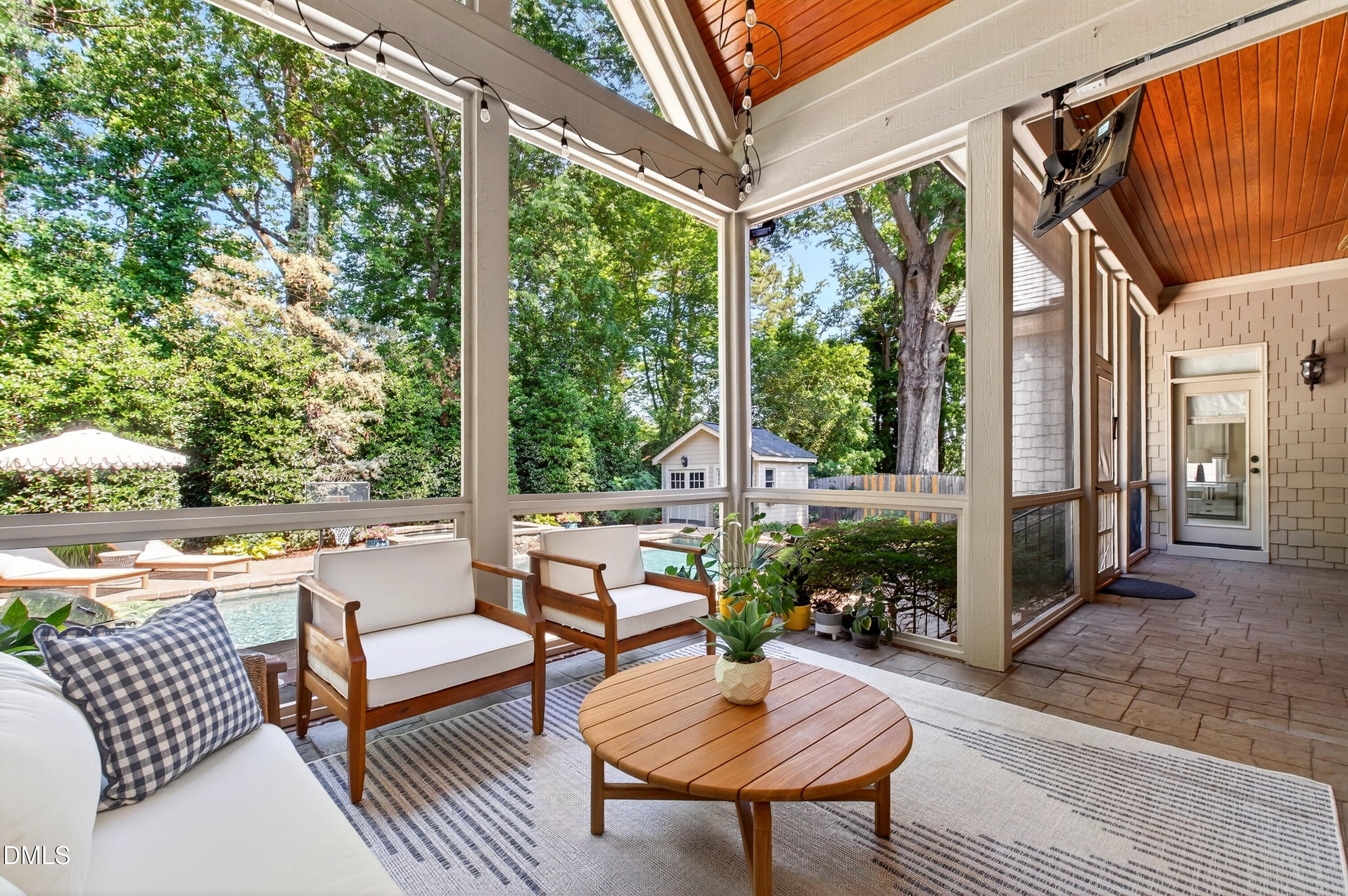 2805 Anderson Drive