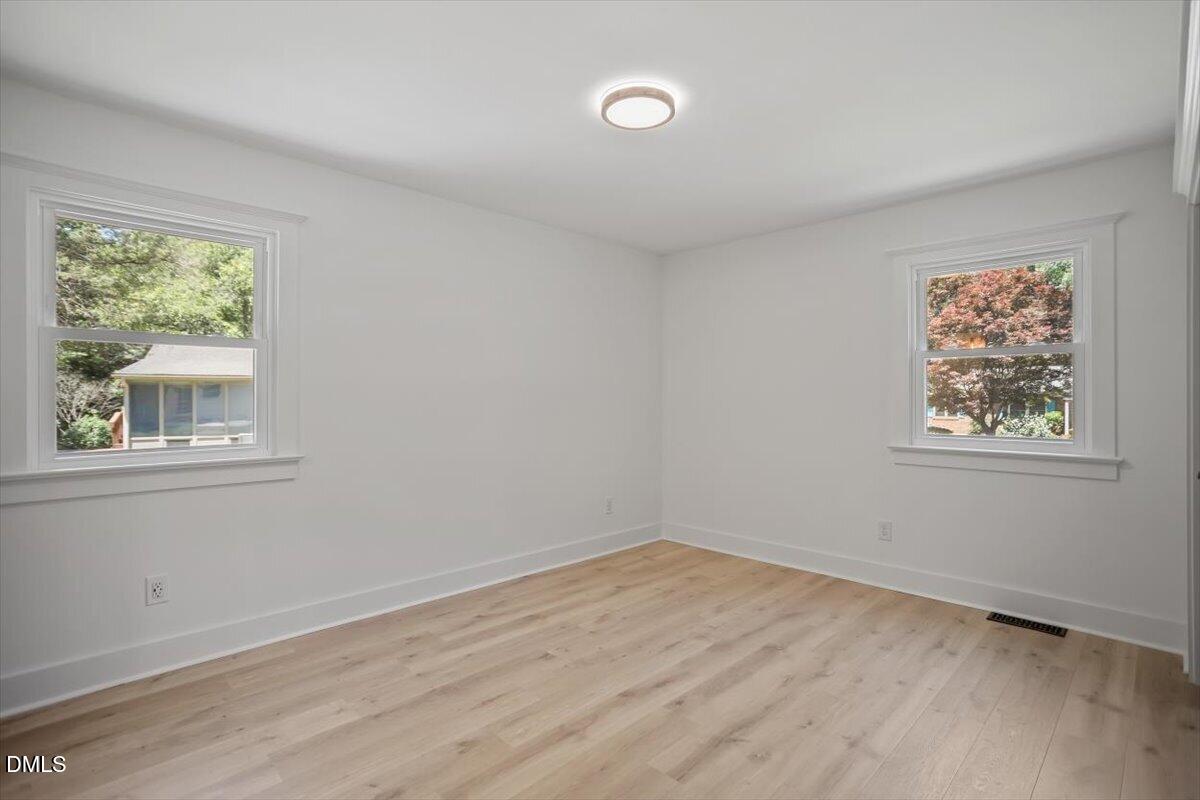 6033 N Hills Drive