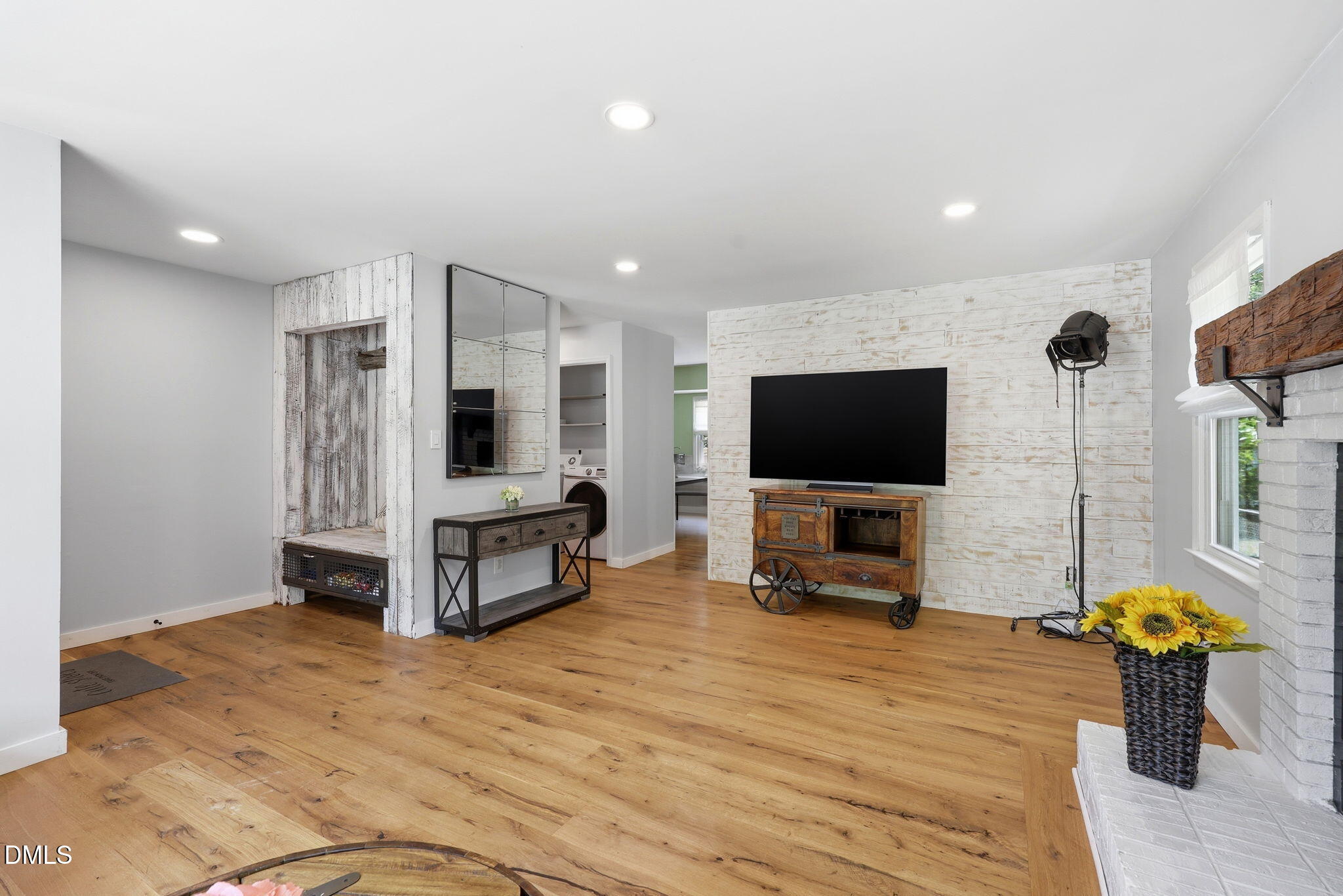 224 Rosehaven Drive