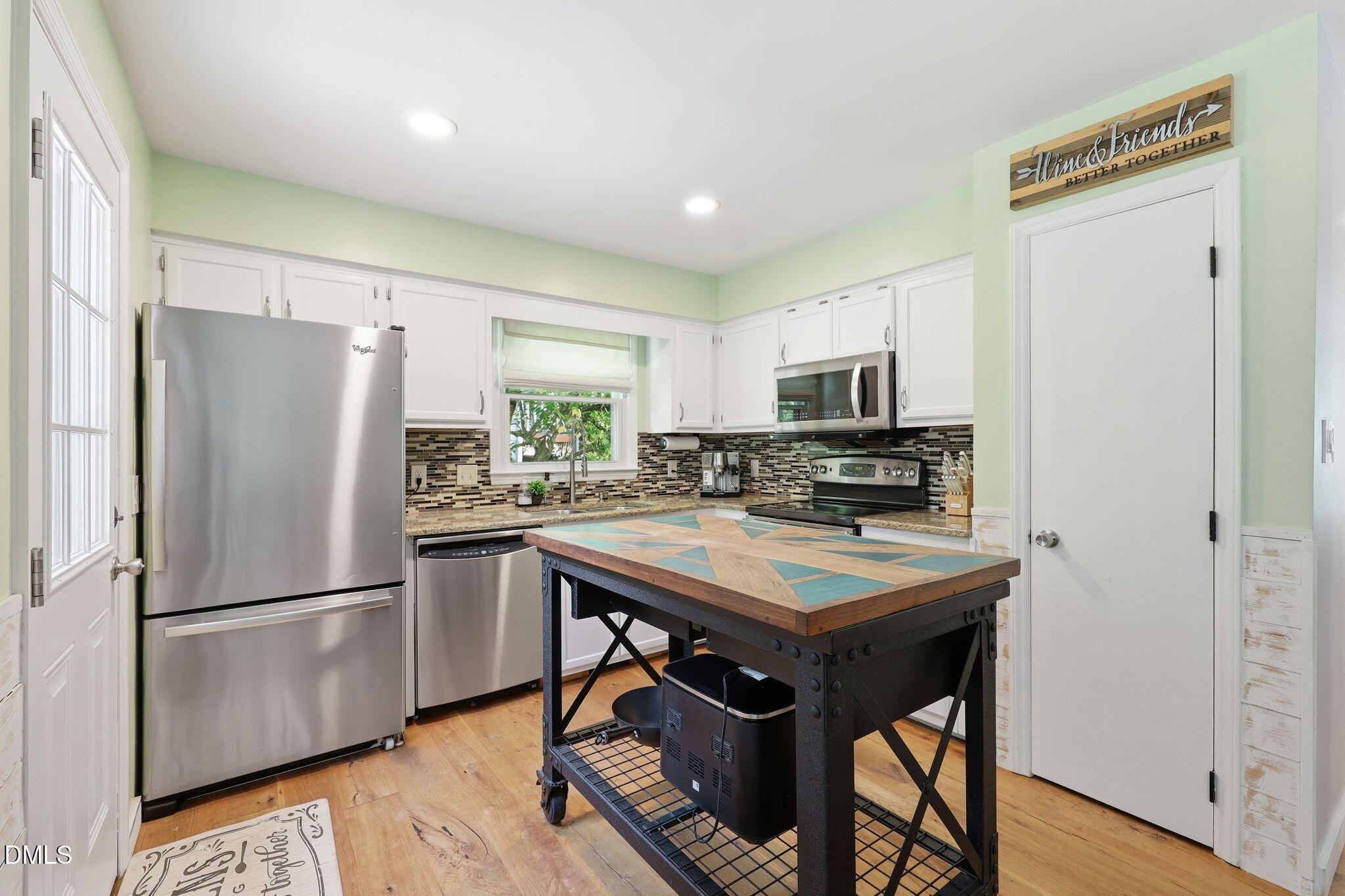 224 Rosehaven Drive