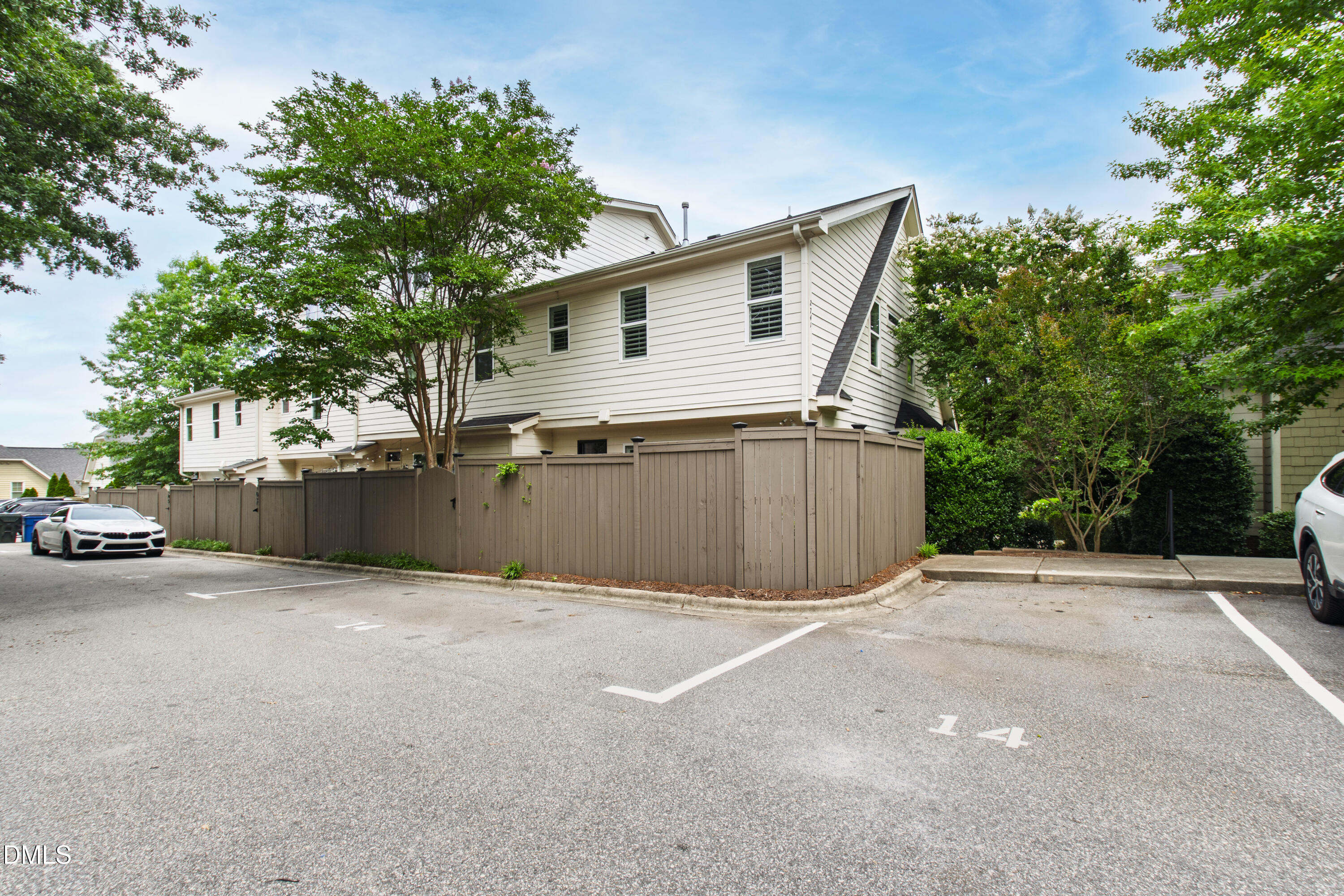 2741 Oberlin Road # 101