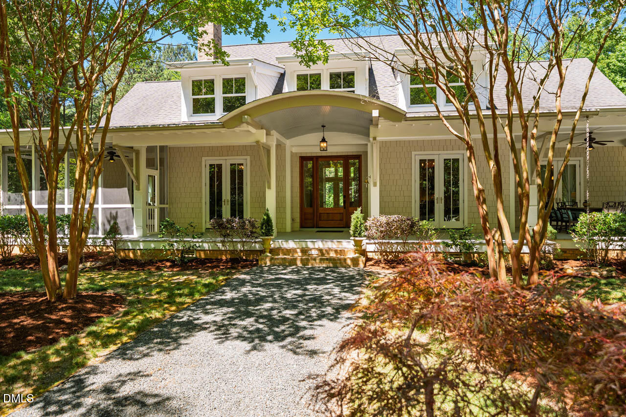 808 Solitude Point