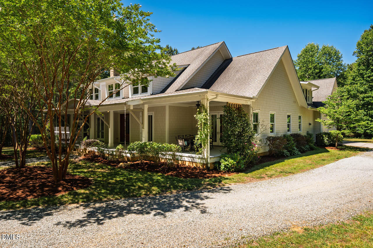 808 Solitude Point