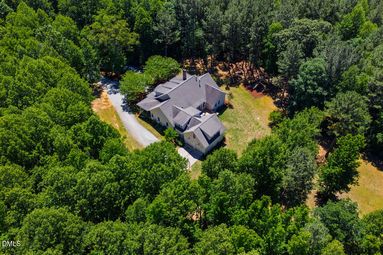 808 Solitude Point
