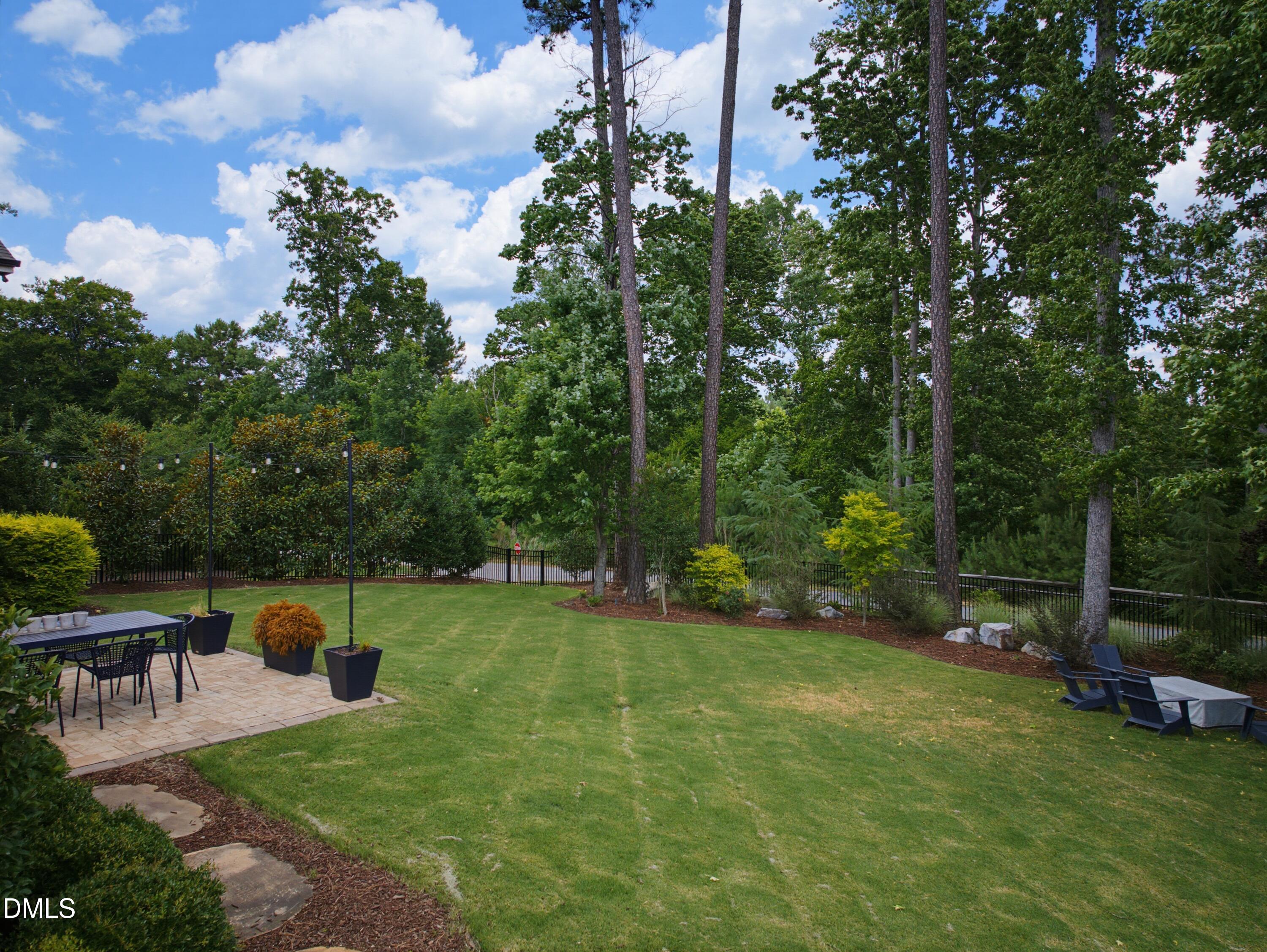 1601 Montvale Grant Way