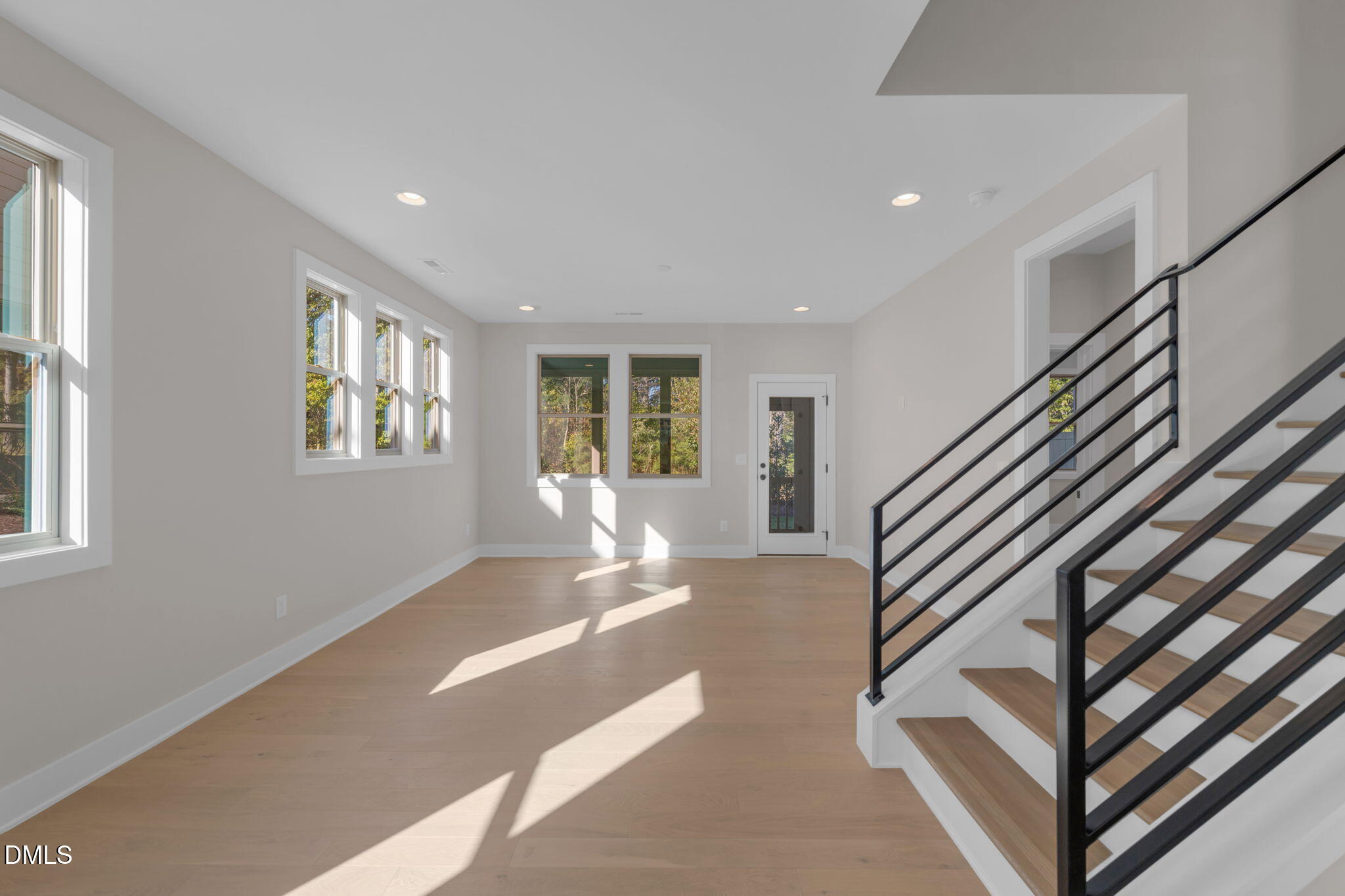 717 Mirkwood Avenue