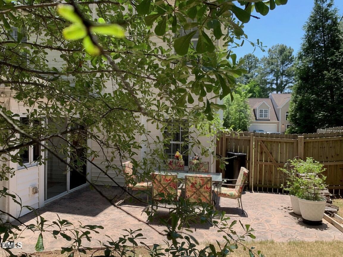 605 Pyracantha Drive