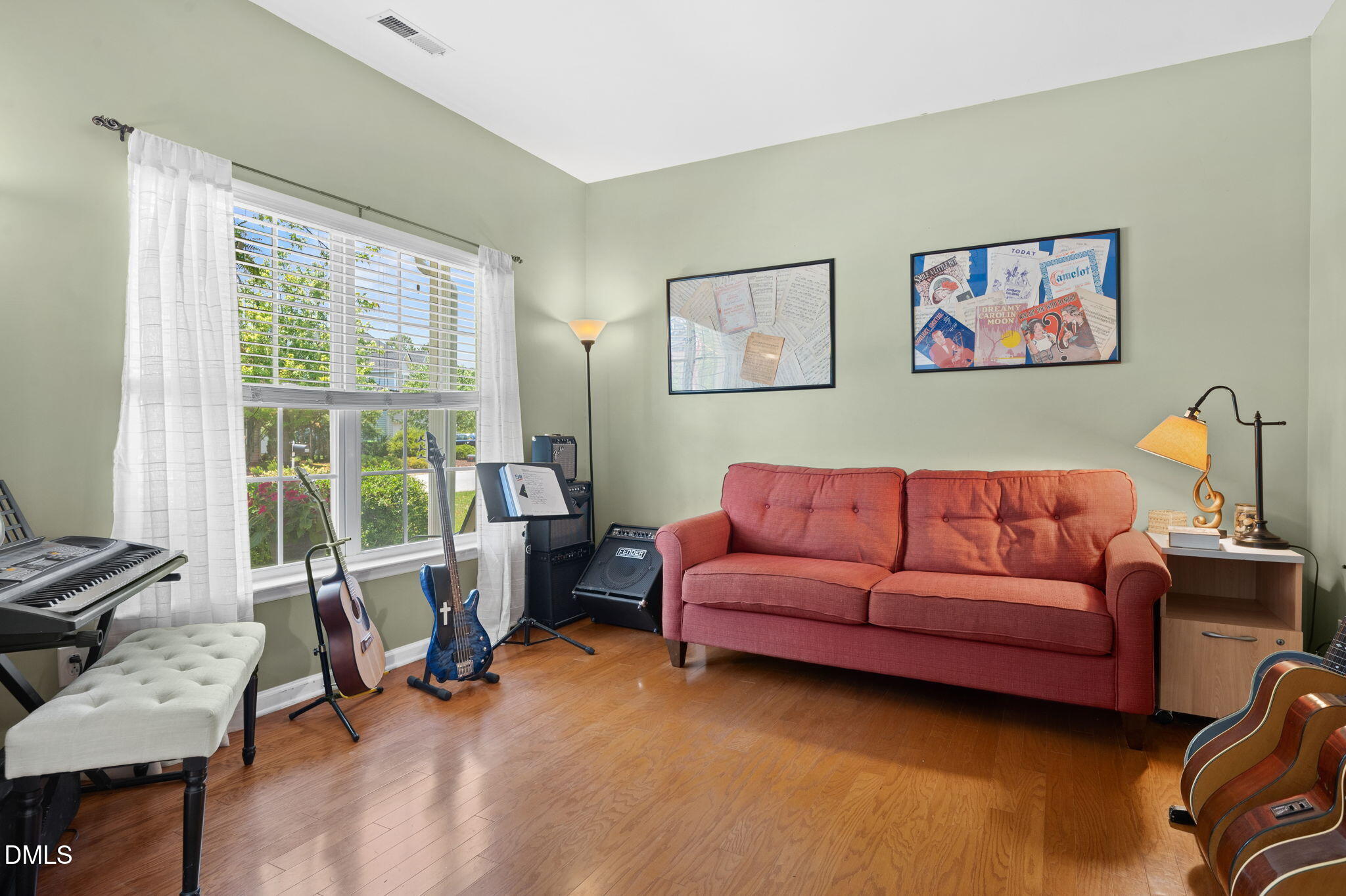 605 Pyracantha Drive