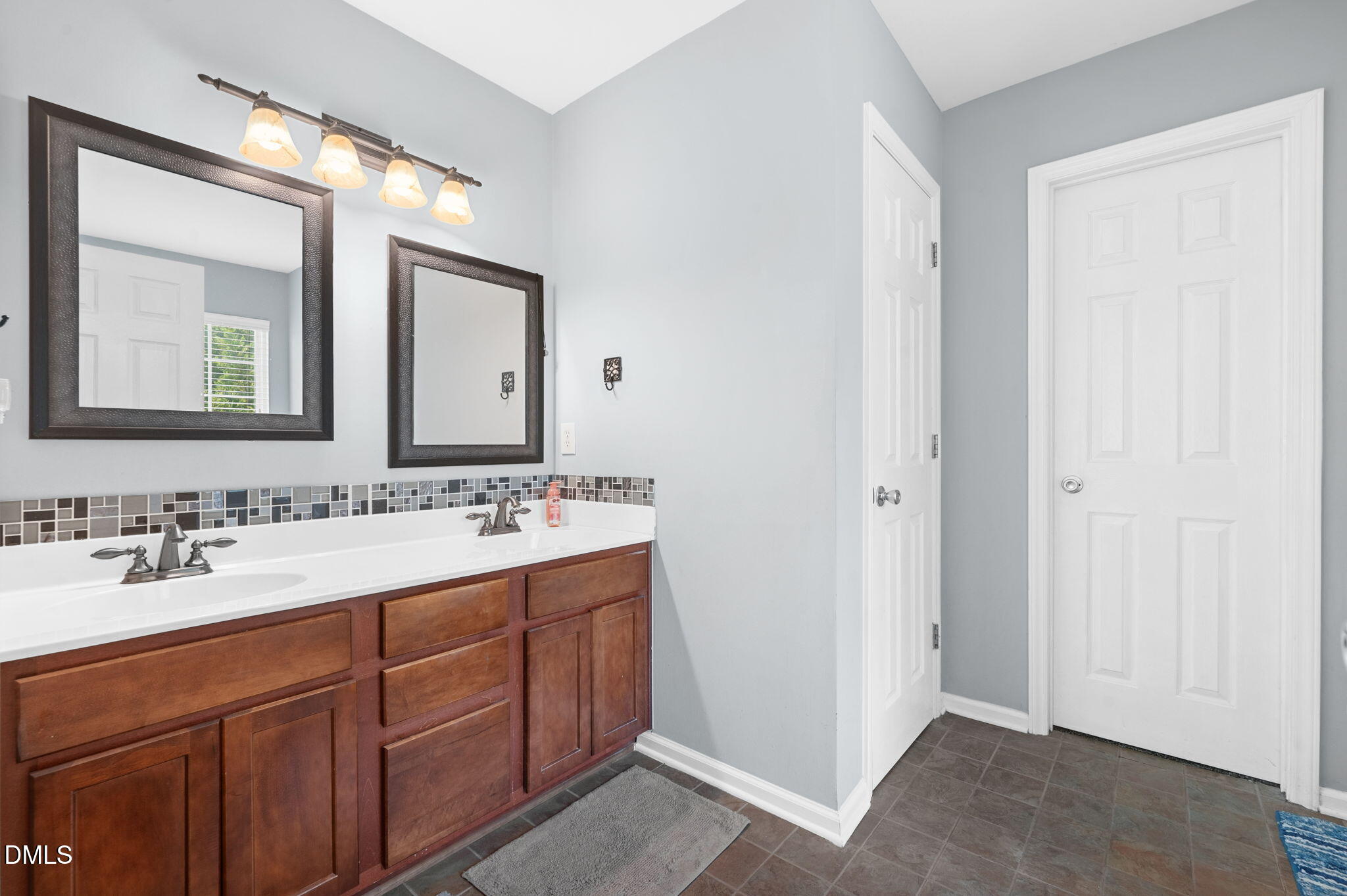 605 Pyracantha Drive