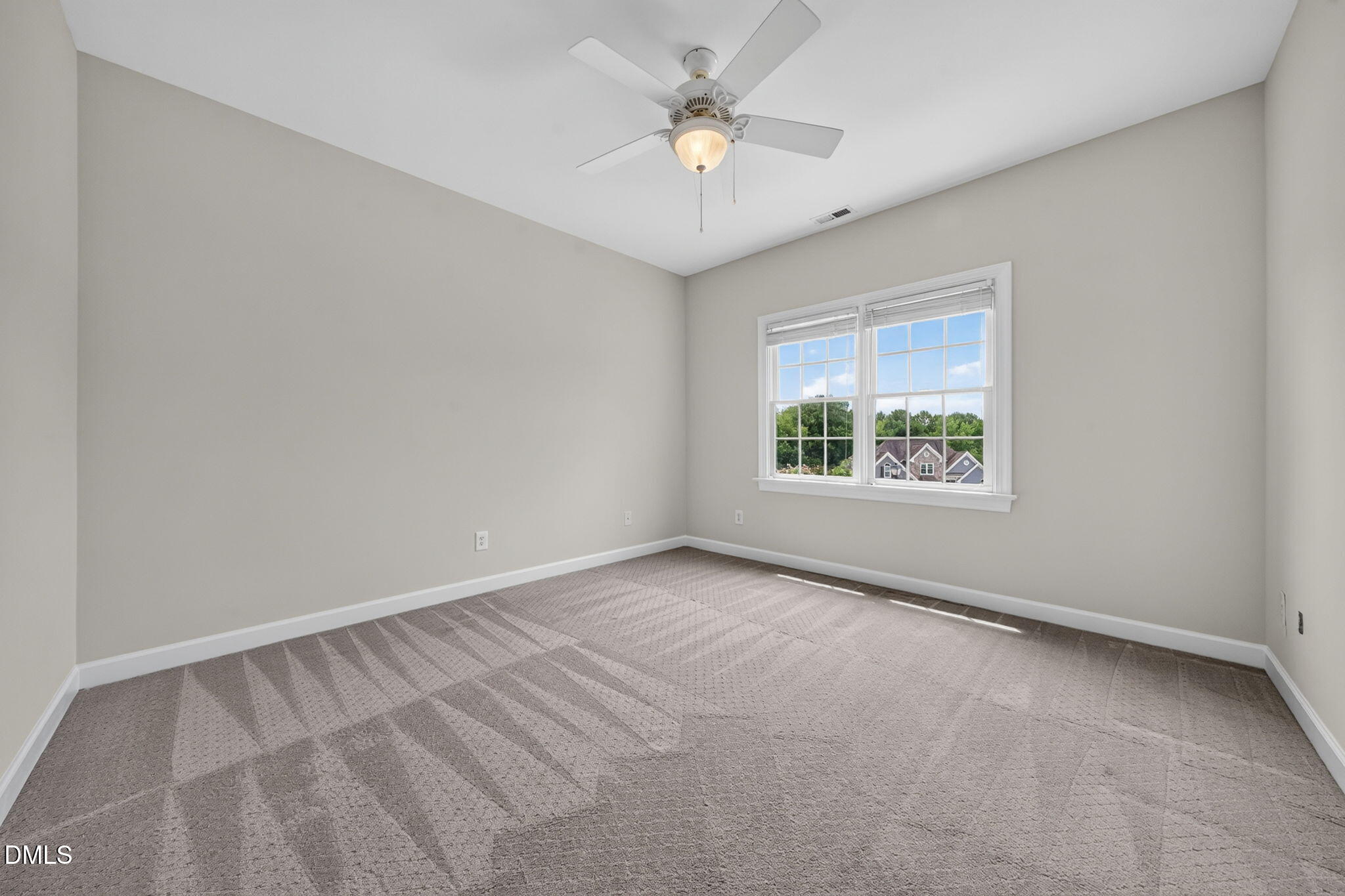 4908 Majestic Prince Court