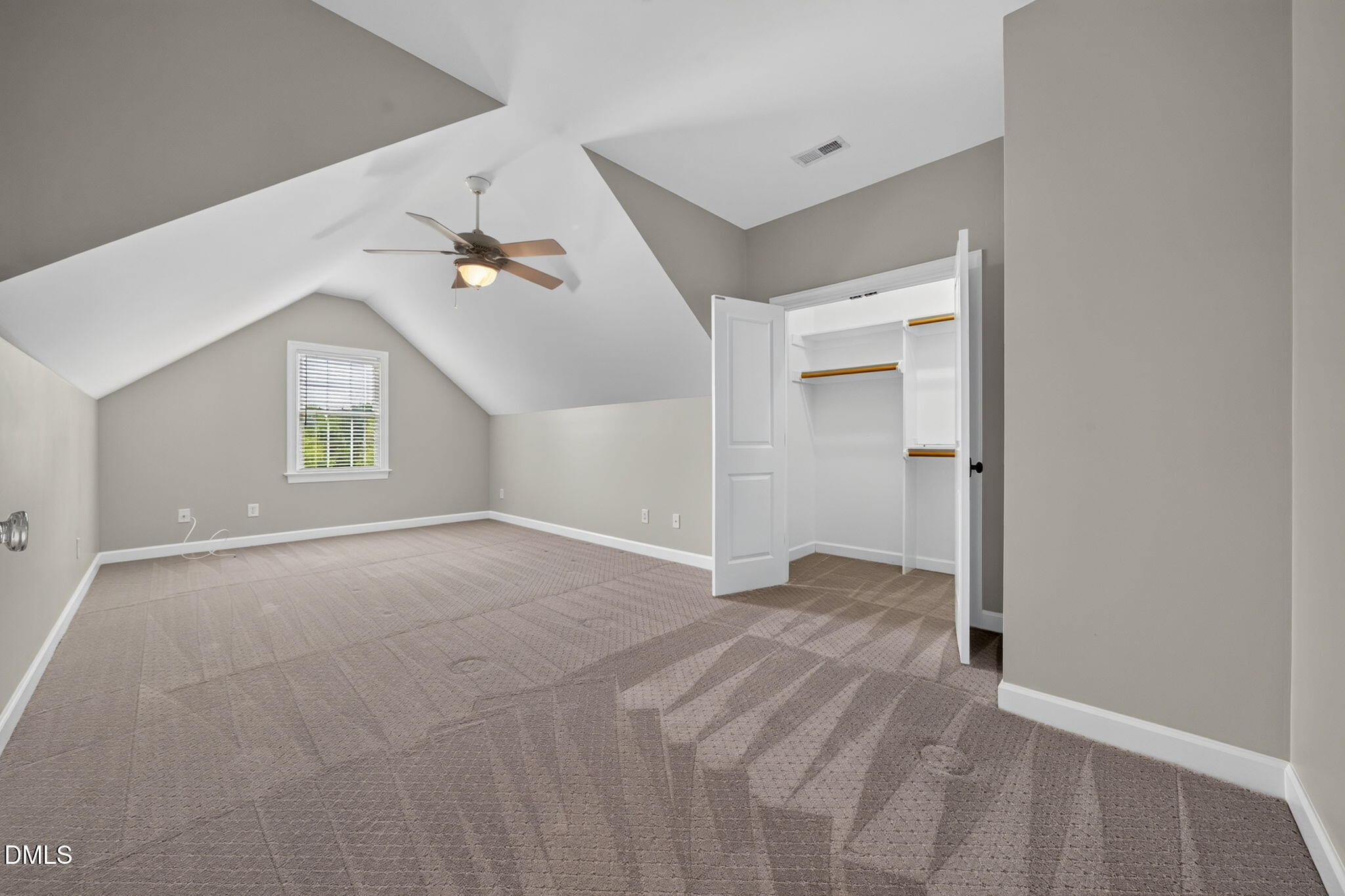 4908 Majestic Prince Court