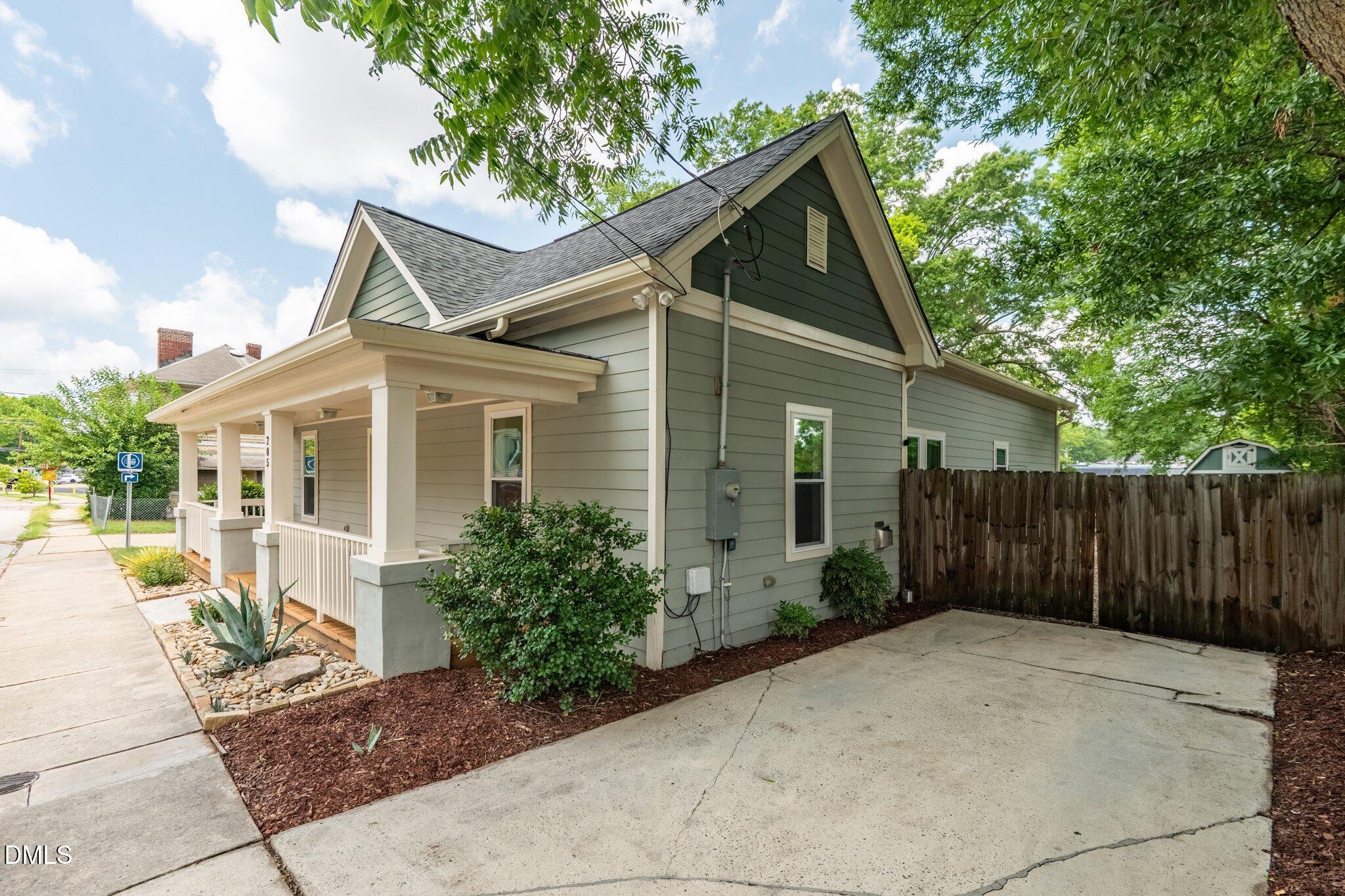 205 Dowd Street