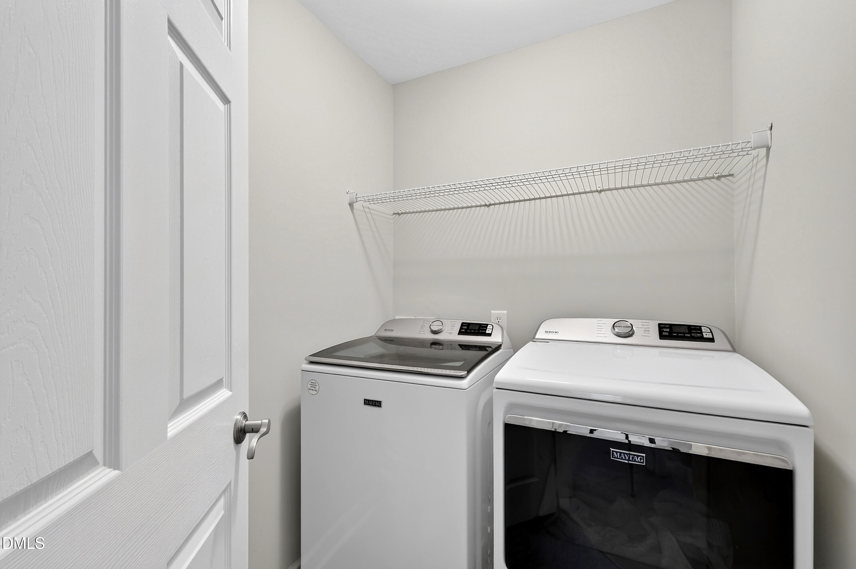 6220 Amber Bluffs Crescent