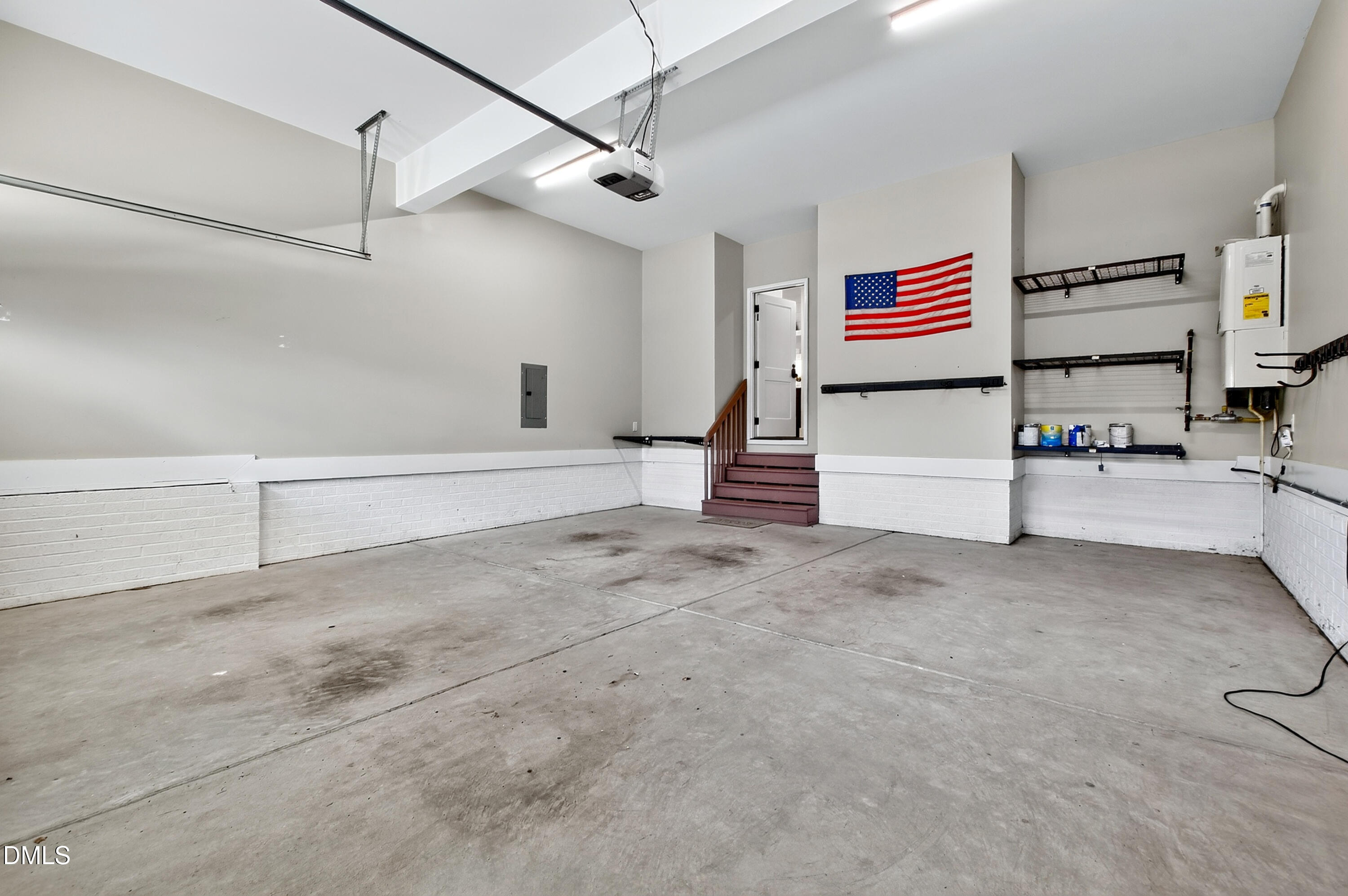 5021 Sandlewood Drive