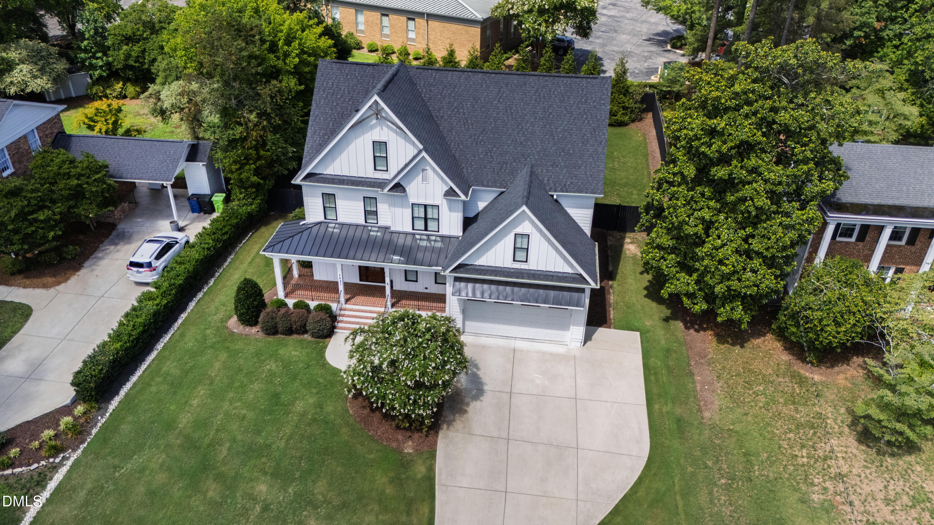 5021 Sandlewood Drive