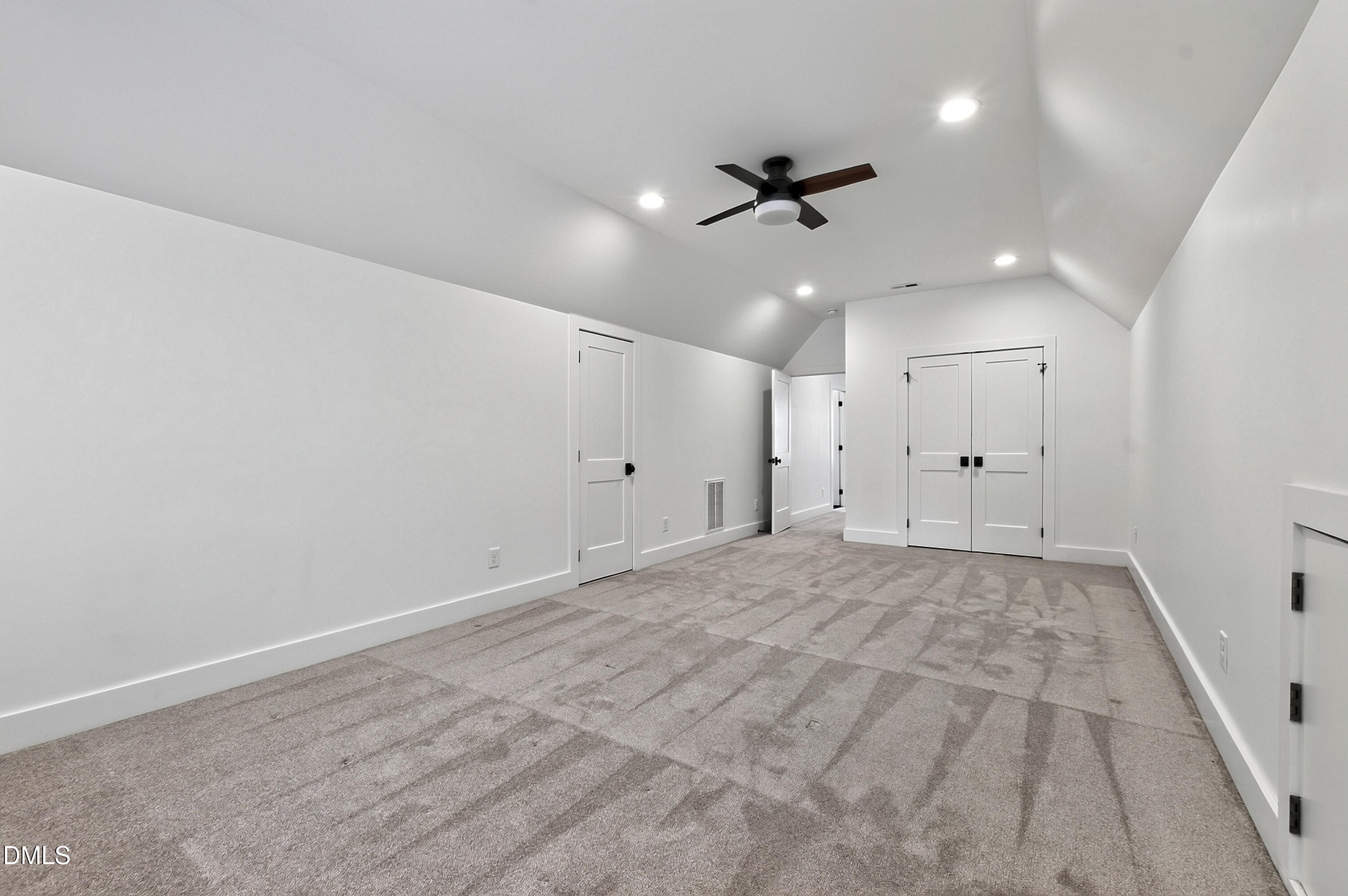 5021 Sandlewood Drive