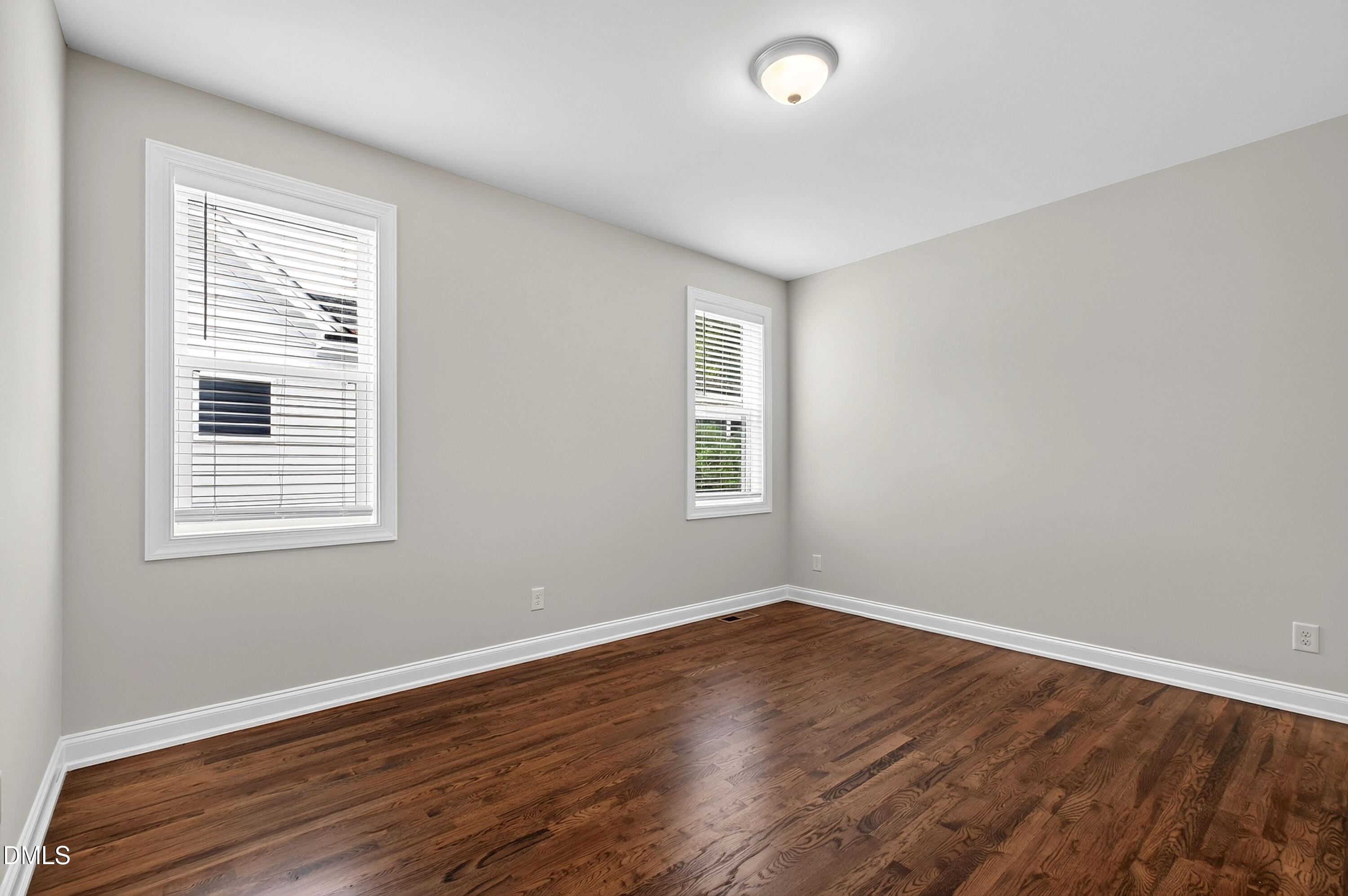 929 Groveview Wynd