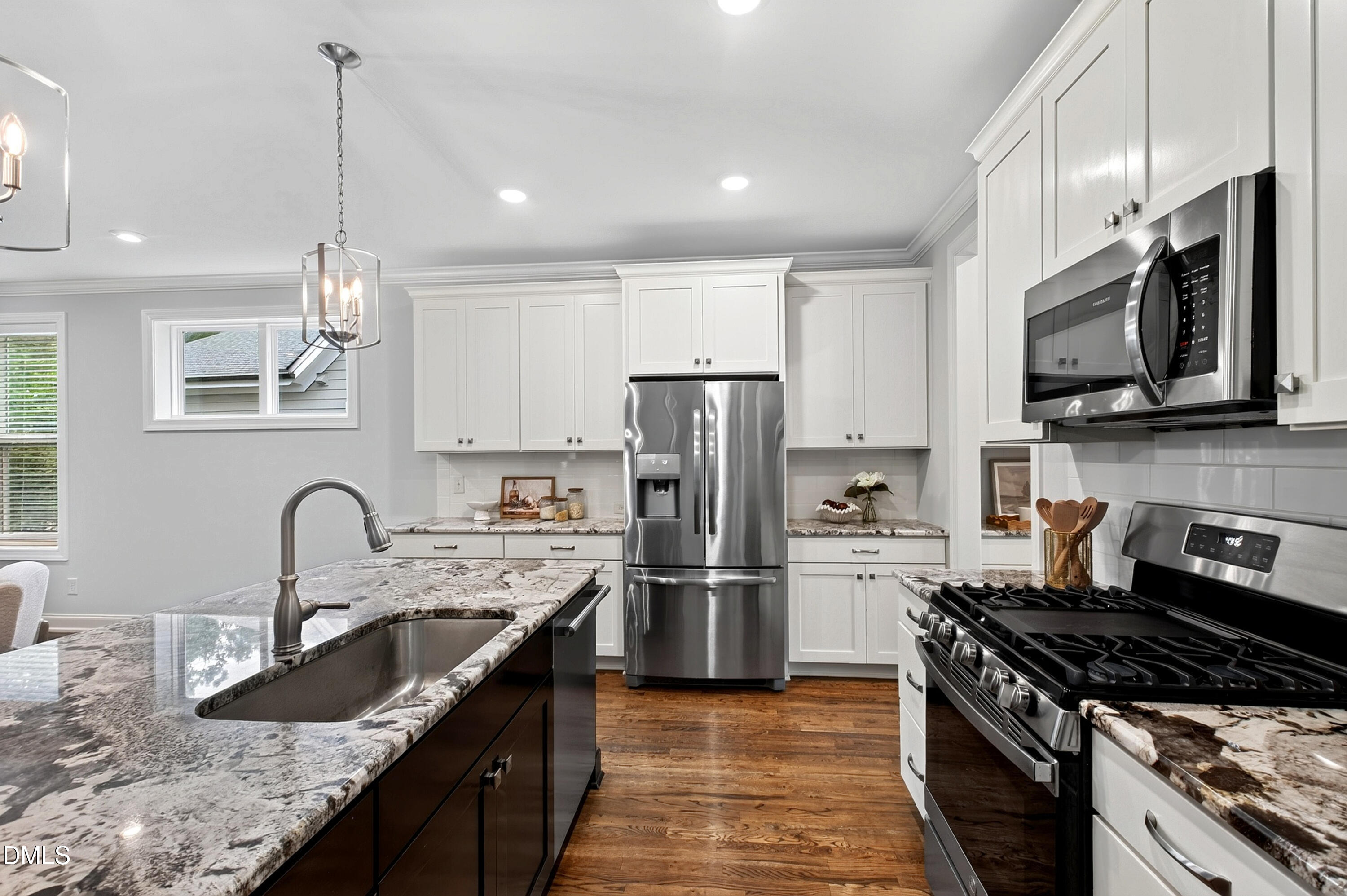 929 Groveview Wynd