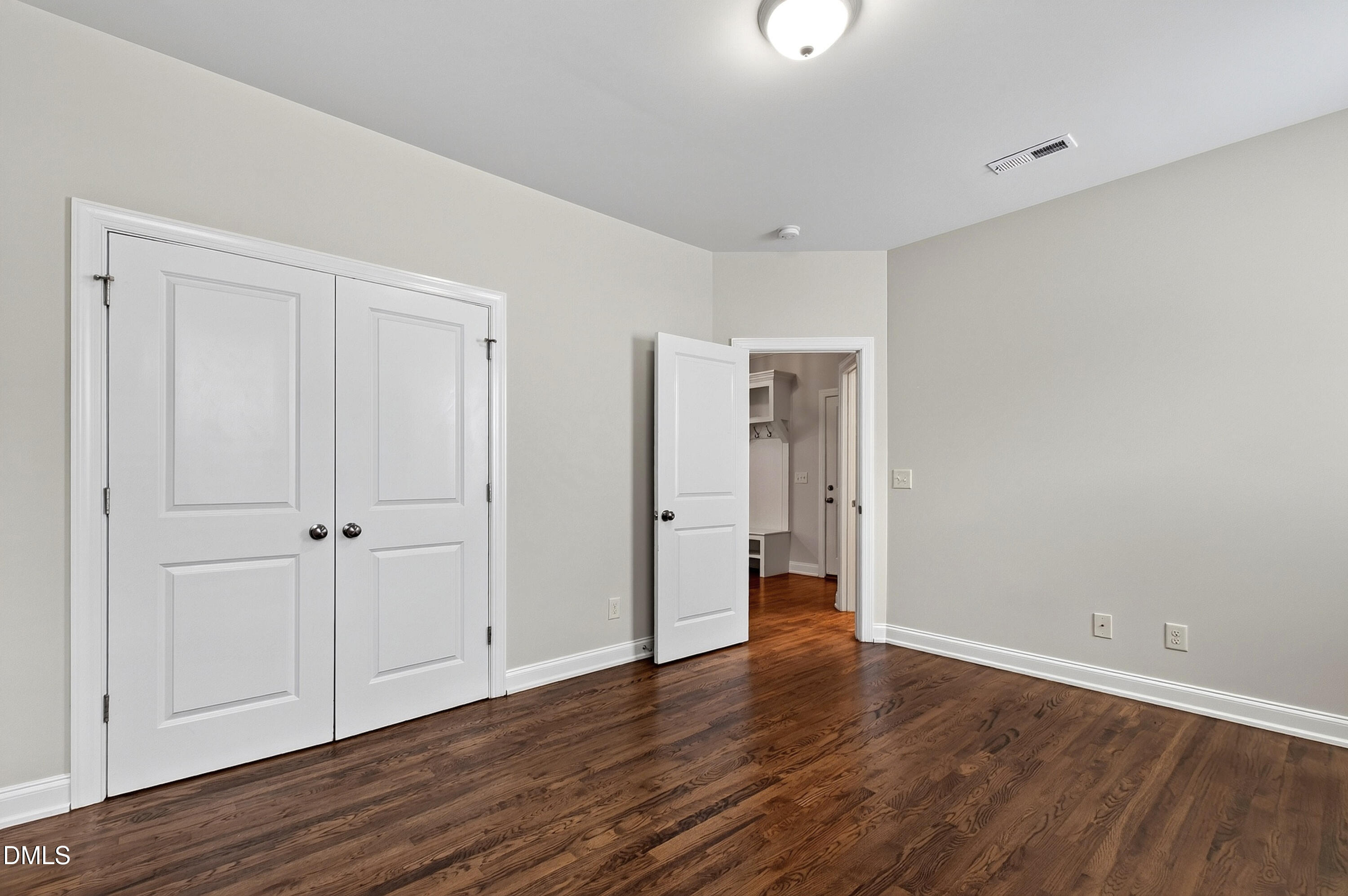 929 Groveview Wynd