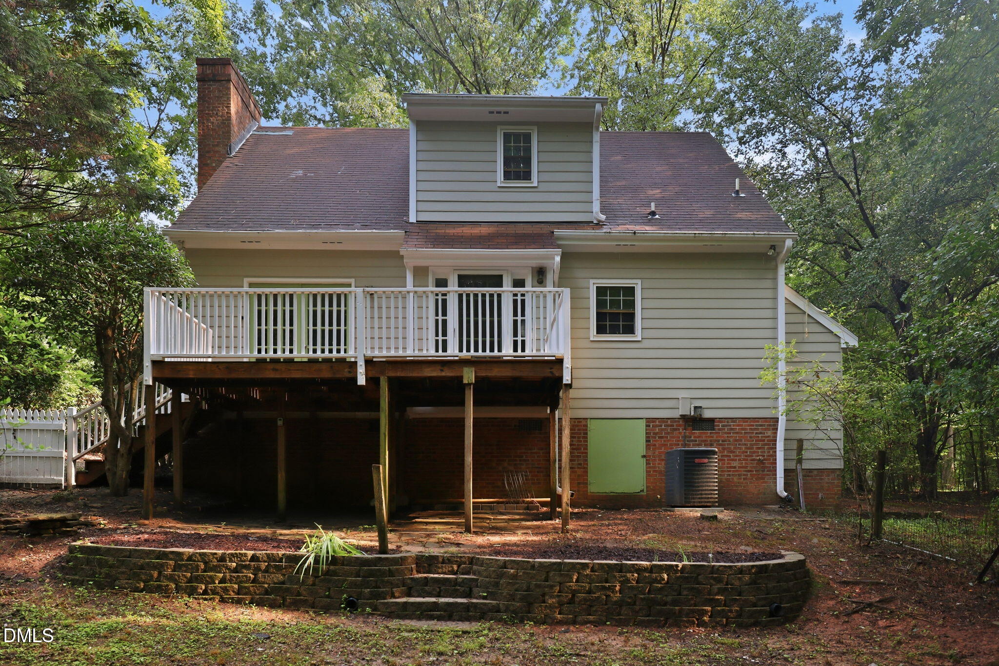 4009 Saint Edmunds Lane