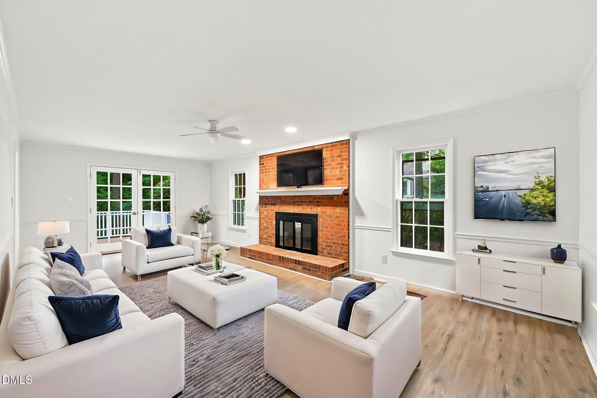 4009 Saint Edmunds Lane
