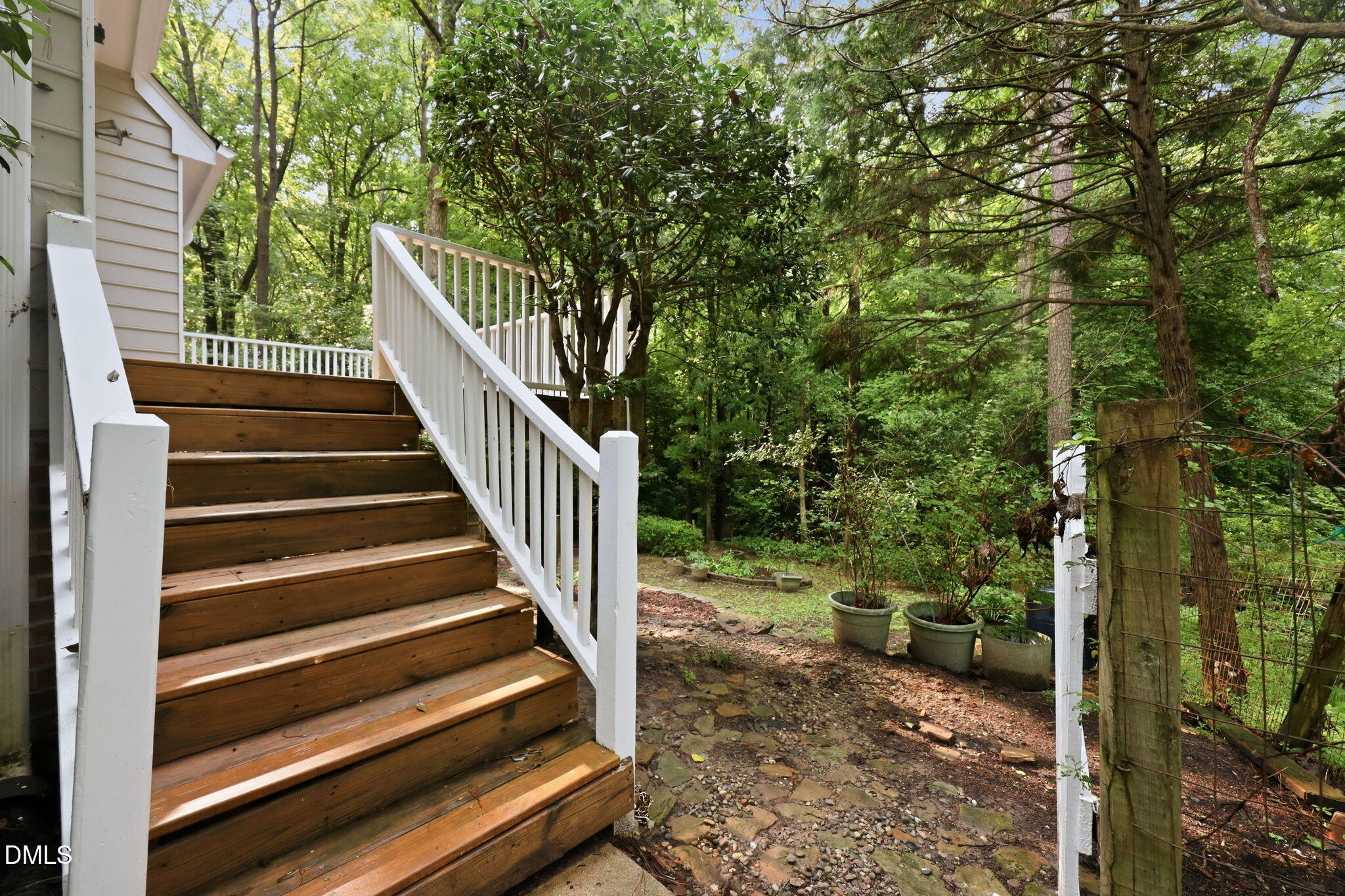 4009 Saint Edmunds Lane