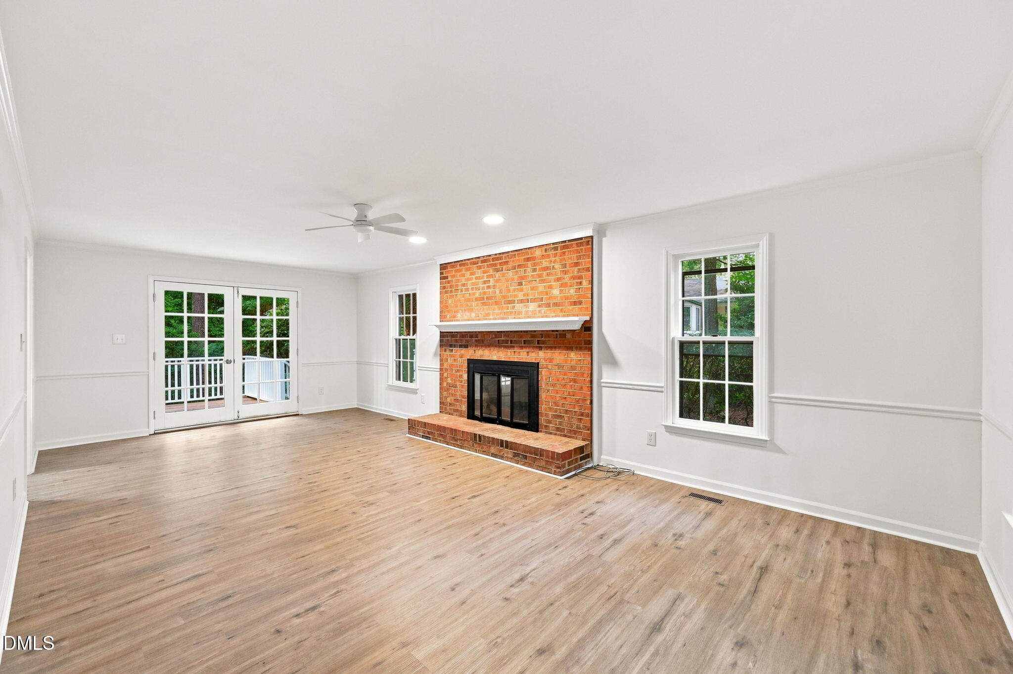 4009 Saint Edmunds Lane