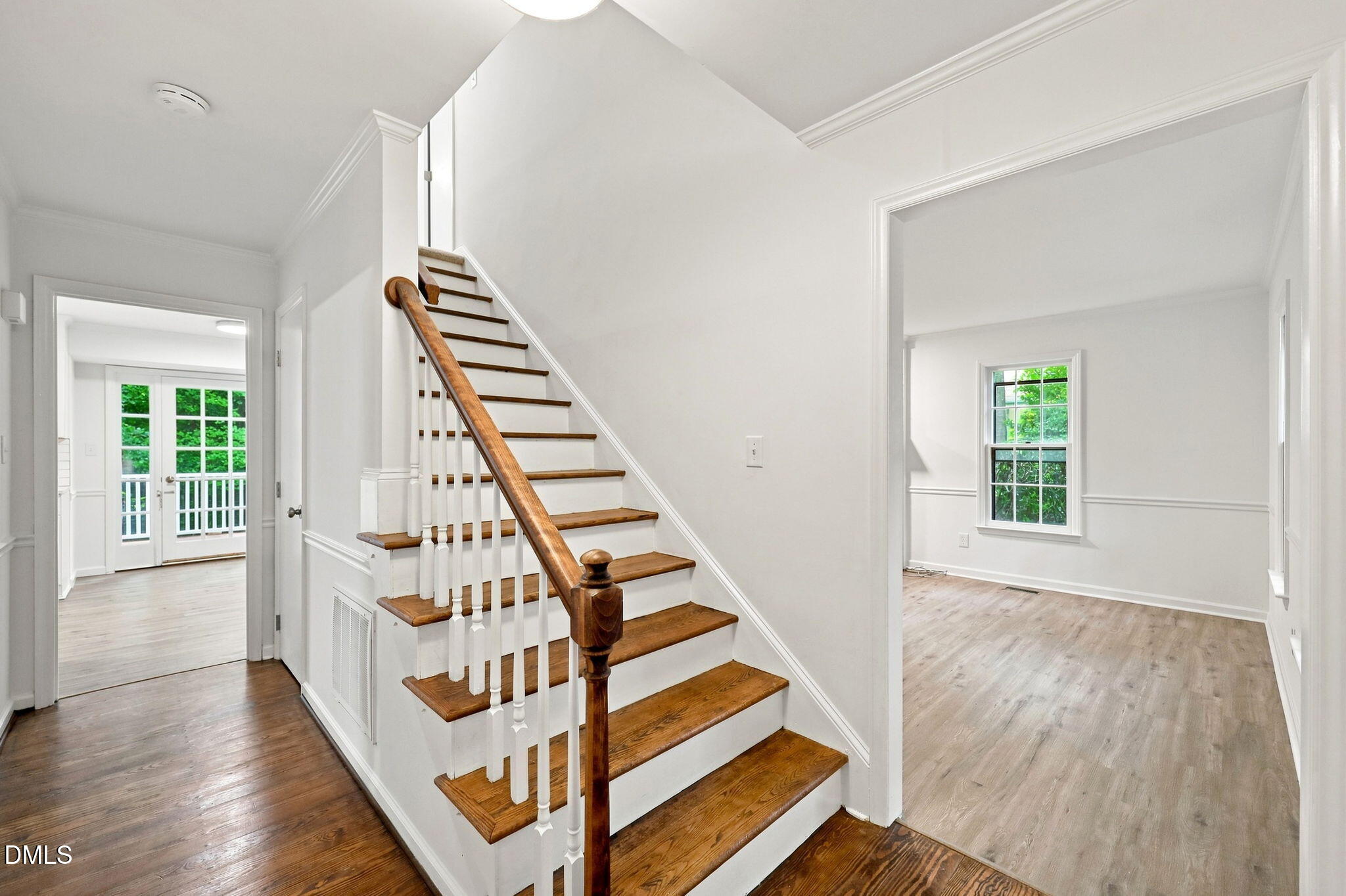 4009 Saint Edmunds Lane