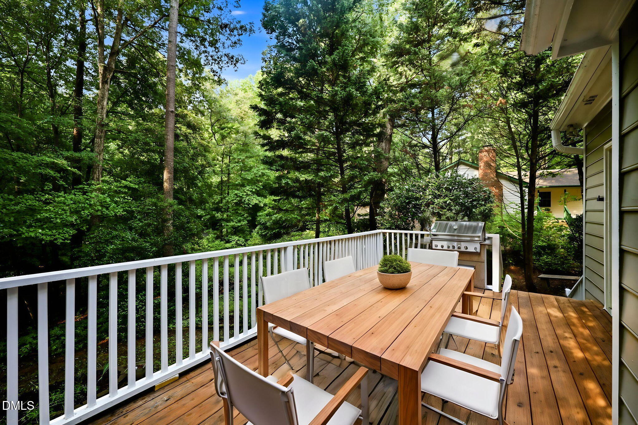 4009 Saint Edmunds Lane