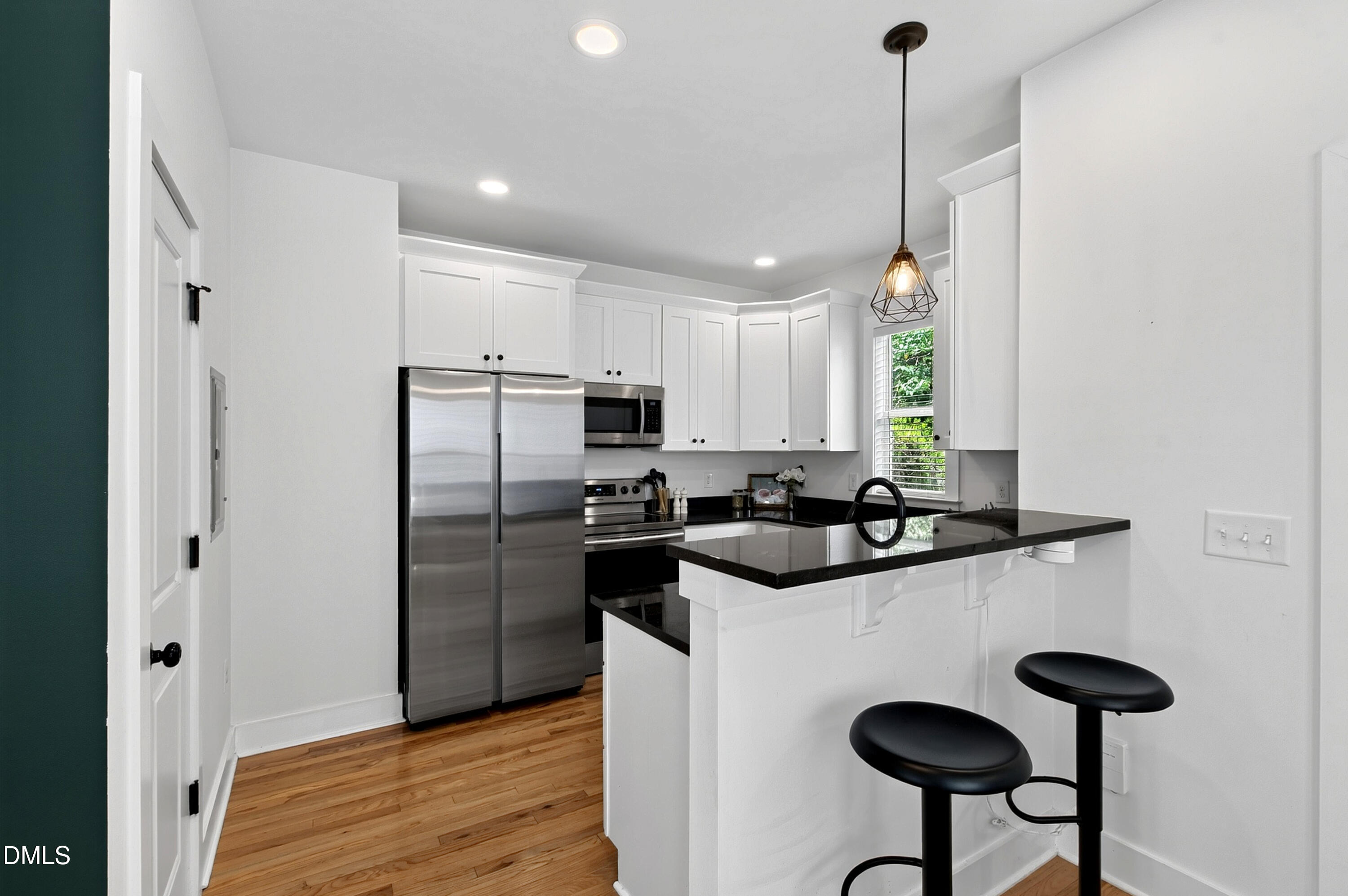 615 E Lenoir Street