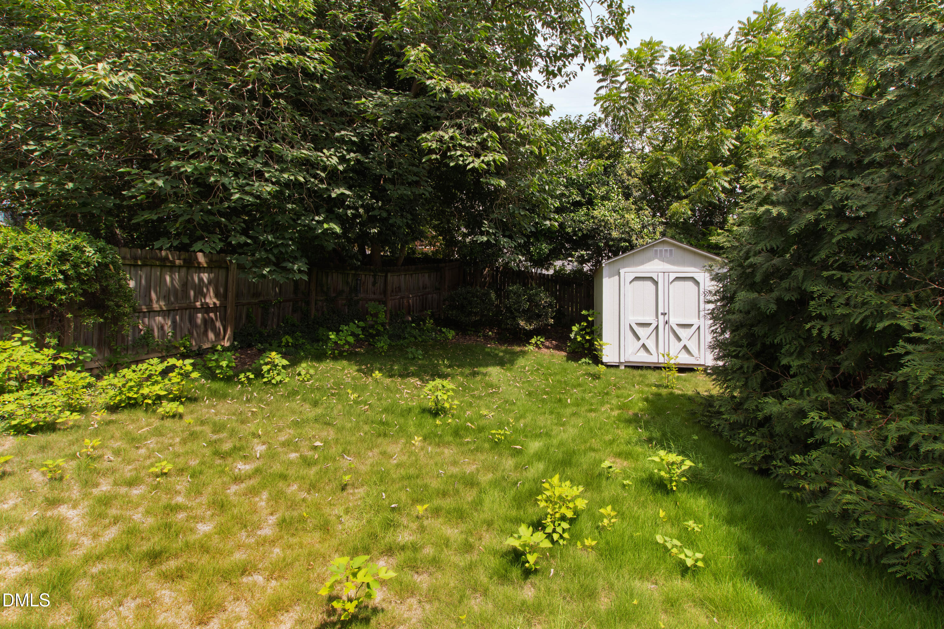 615 E Lenoir Street