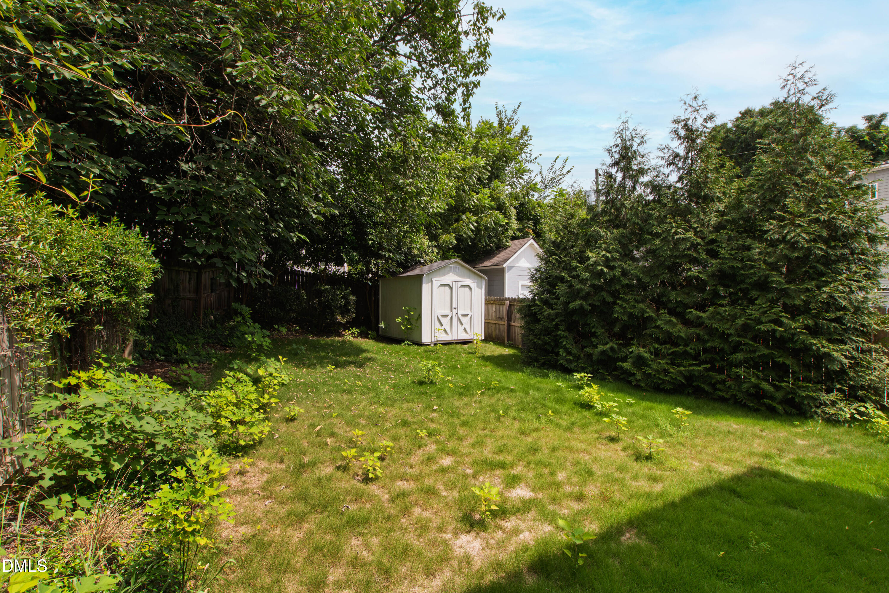 615 E Lenoir Street
