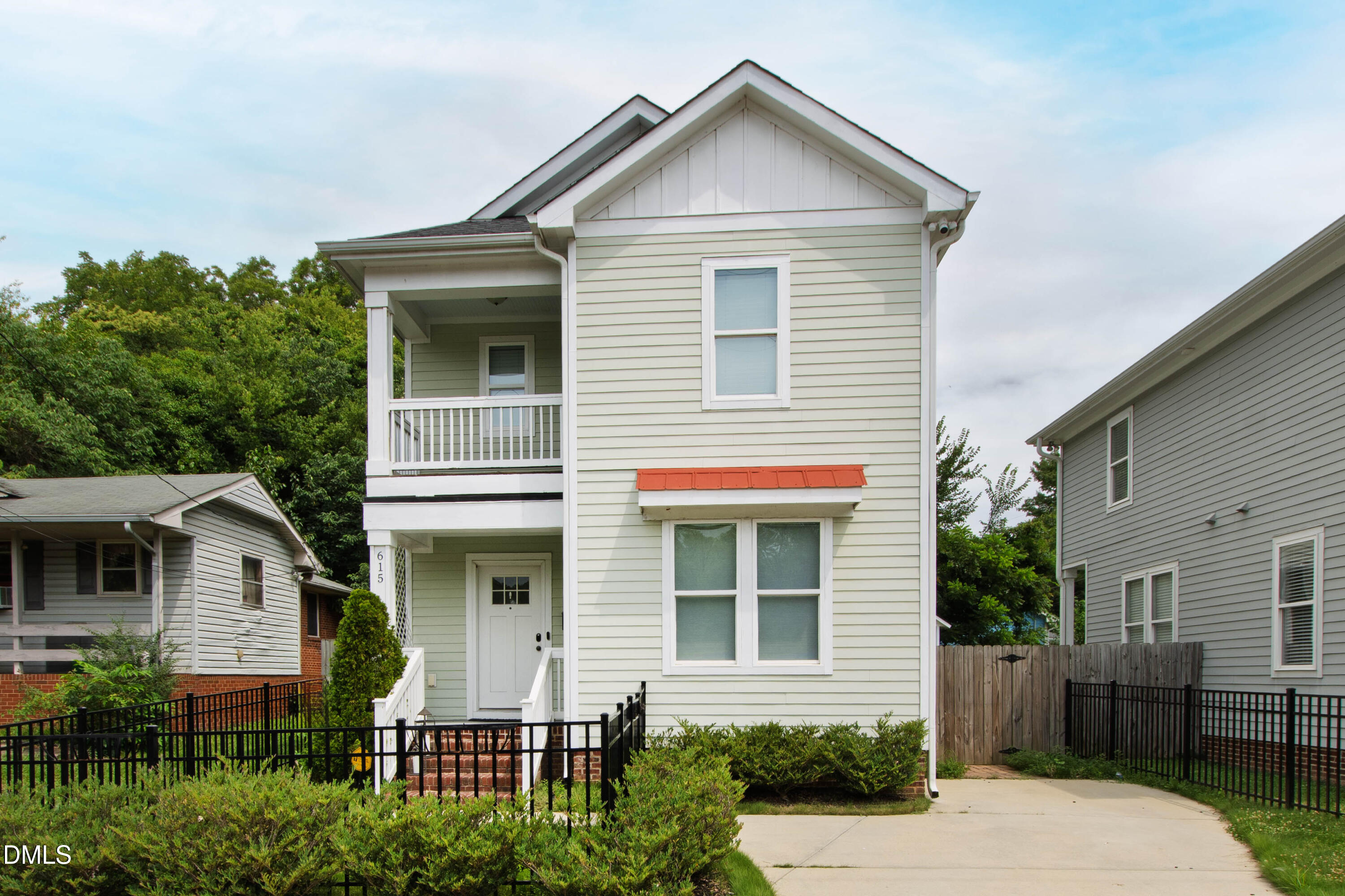 615 E Lenoir Street