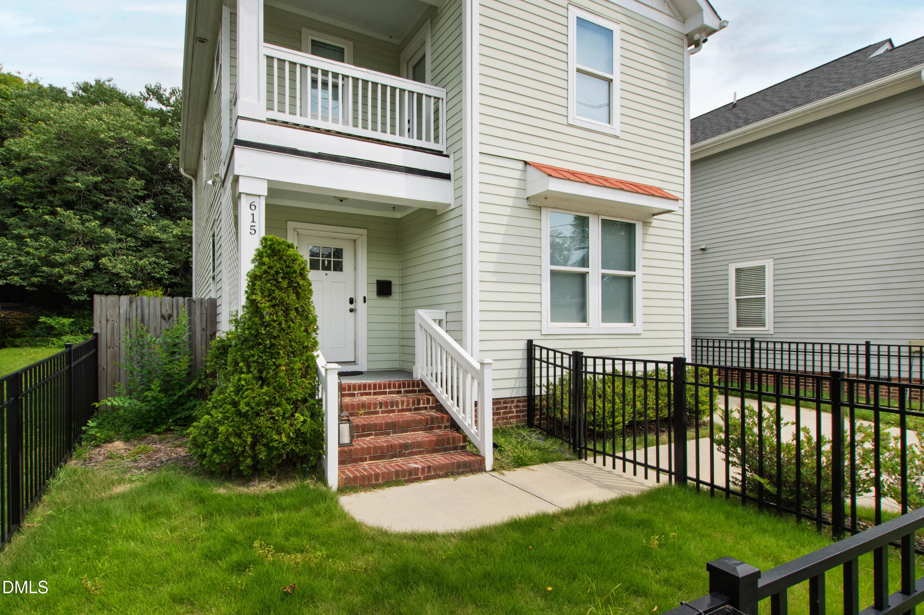 615 E Lenoir Street