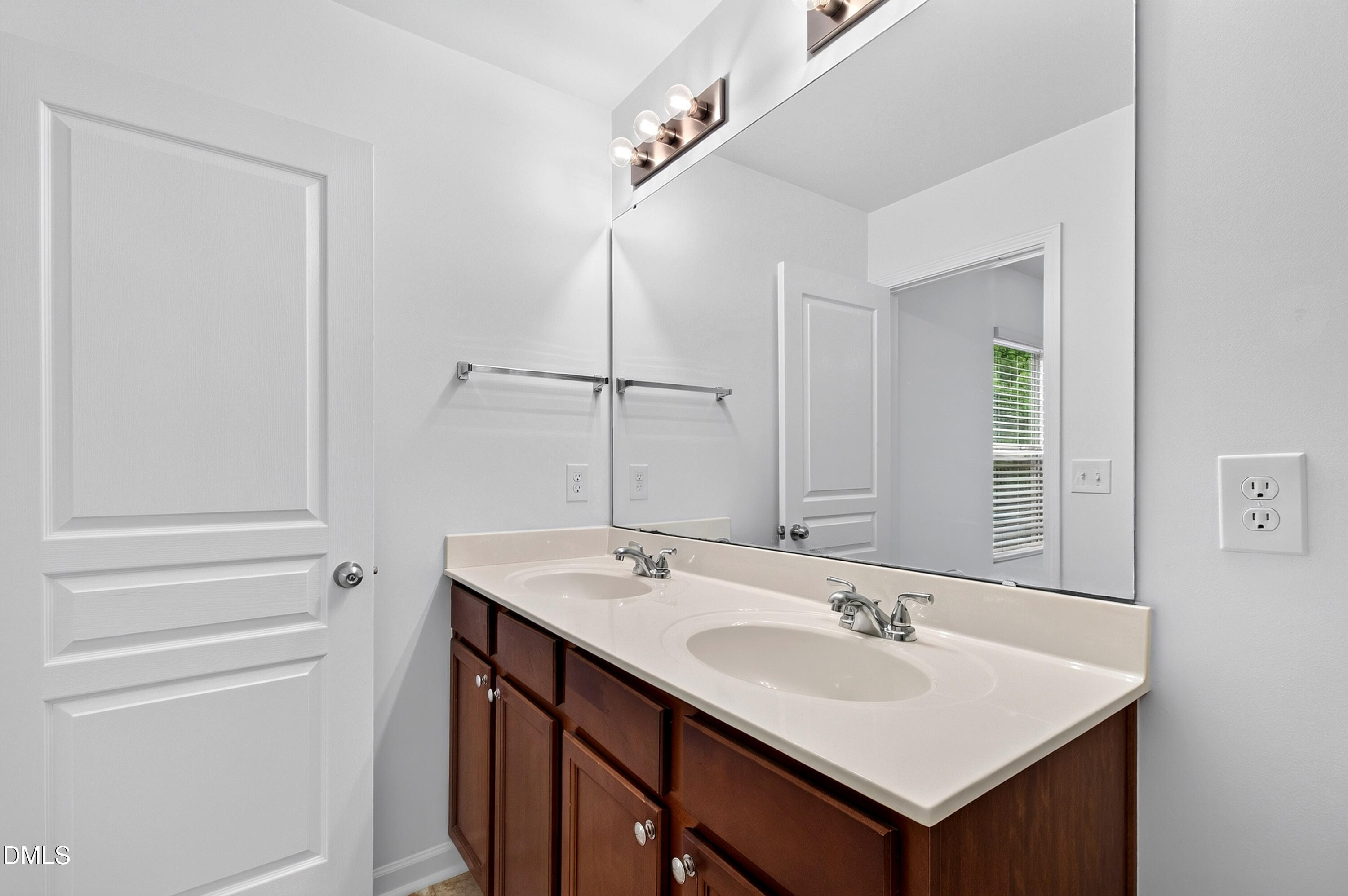 2931 Berkeley Springs Place