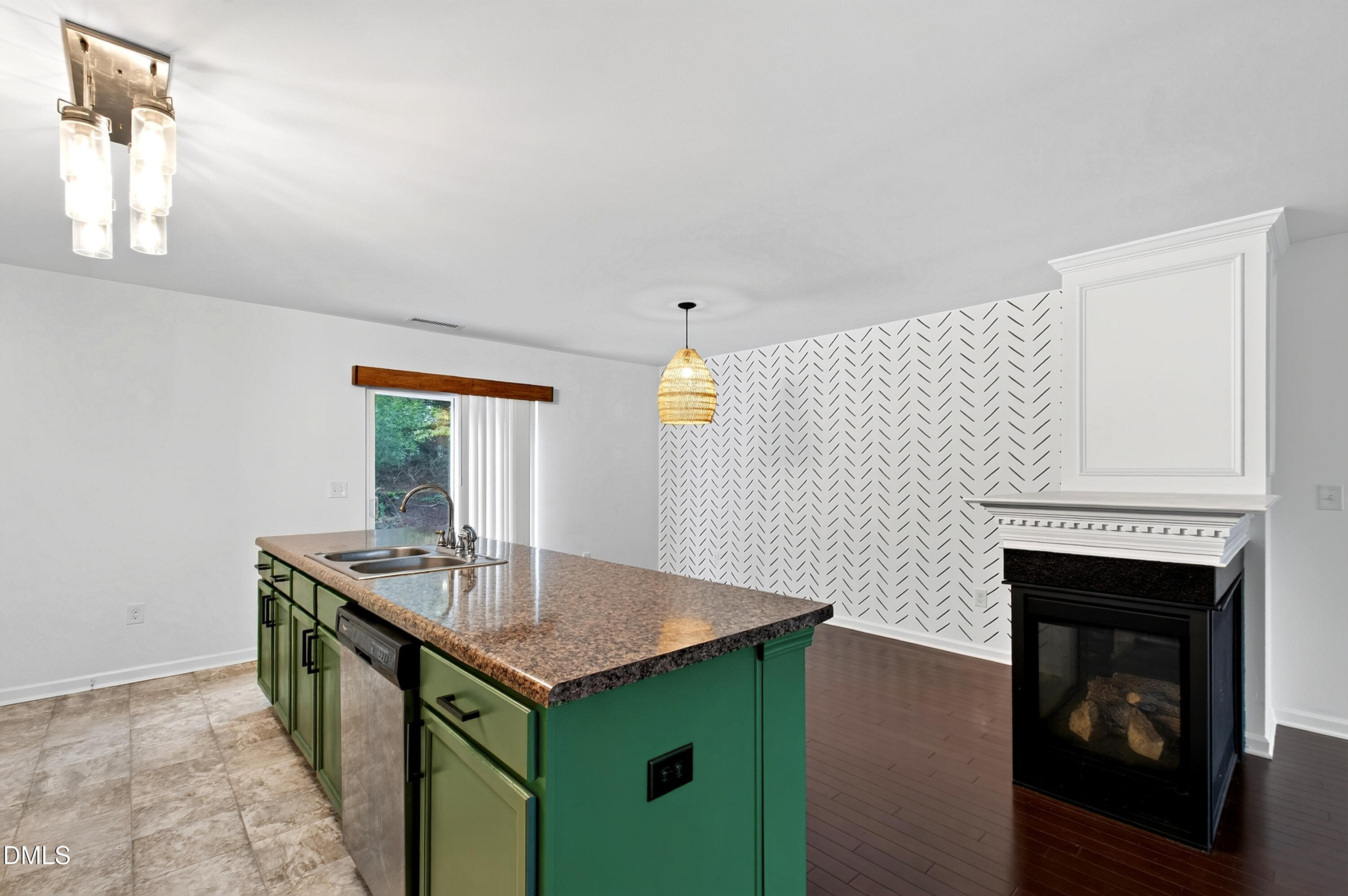 2931 Berkeley Springs Place
