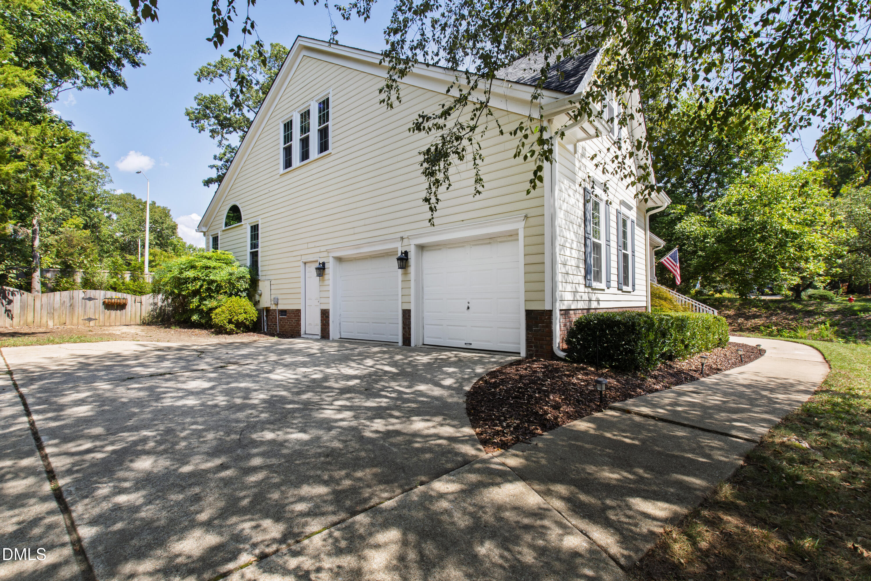 100 Leblanc Court