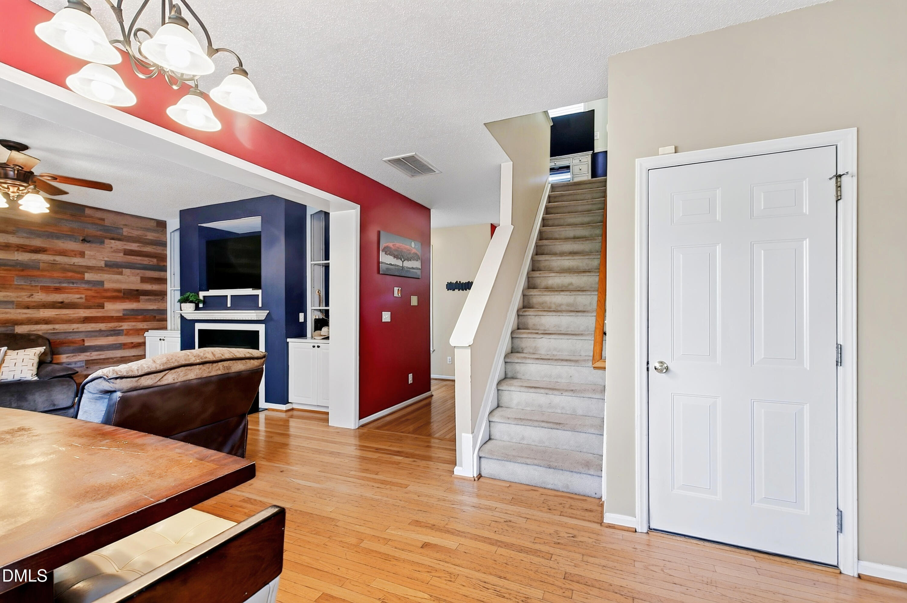 809 Willowedge Court