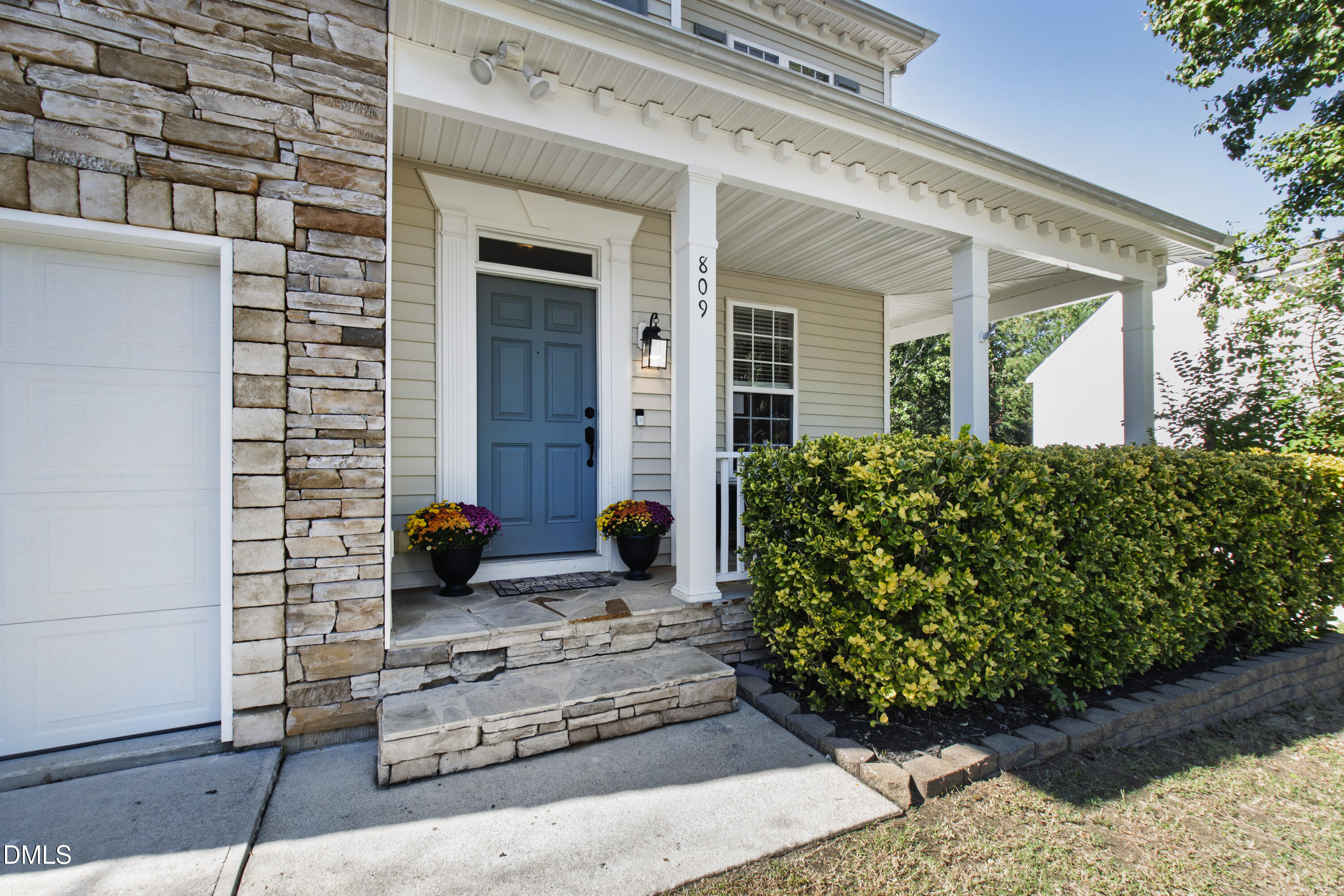 809 Willowedge Court