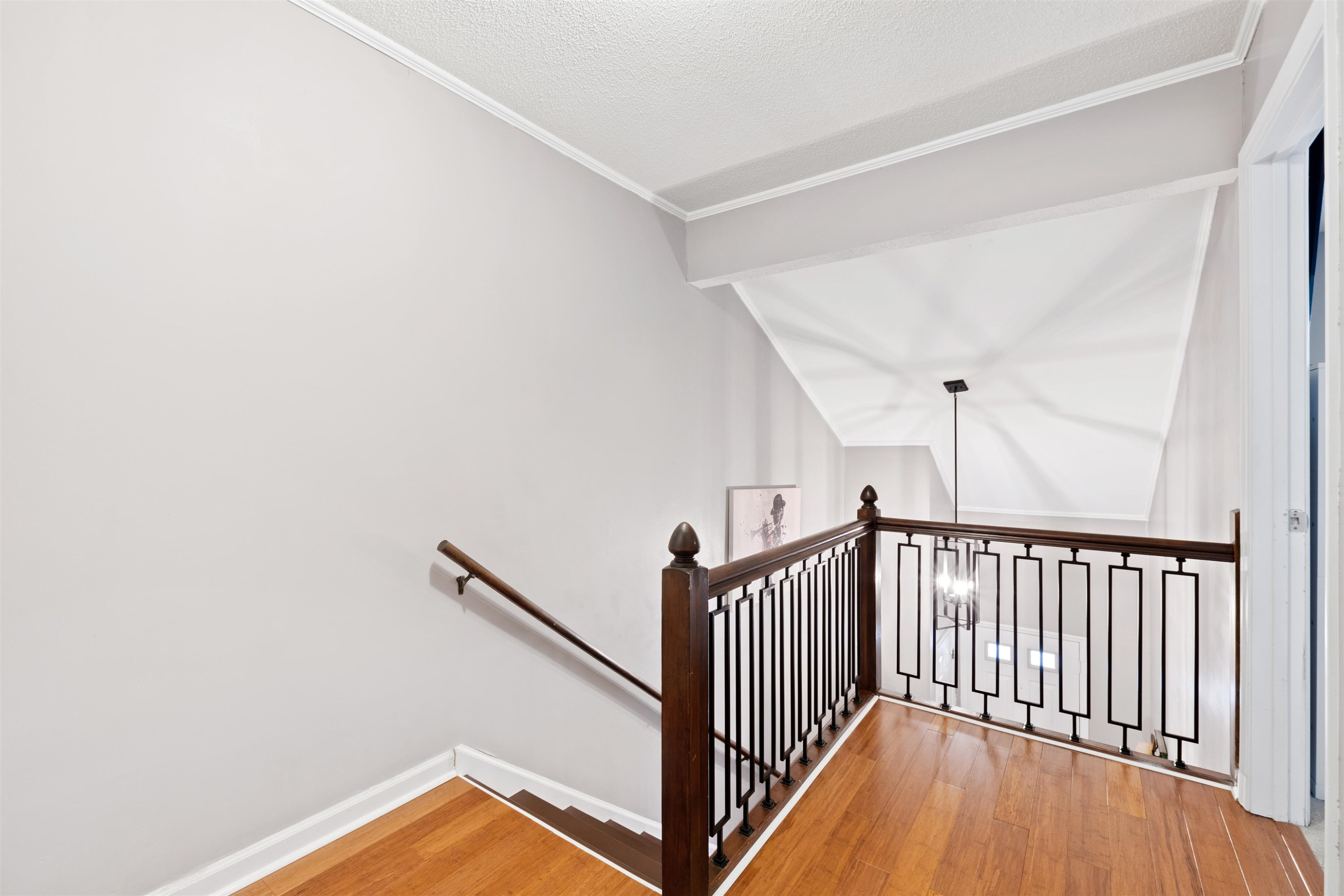 6424 Meadow View Drive