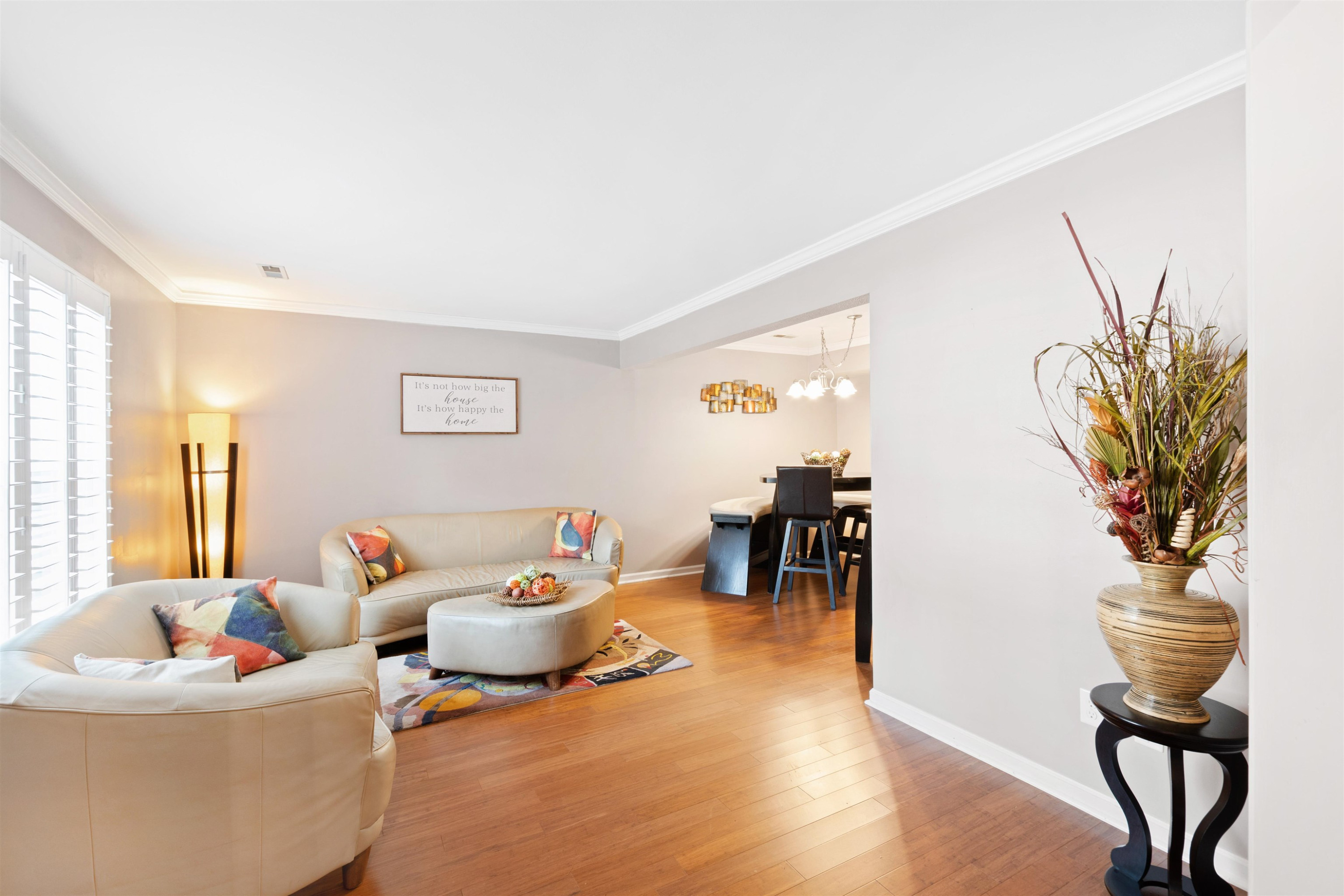 6424 Meadow View Drive