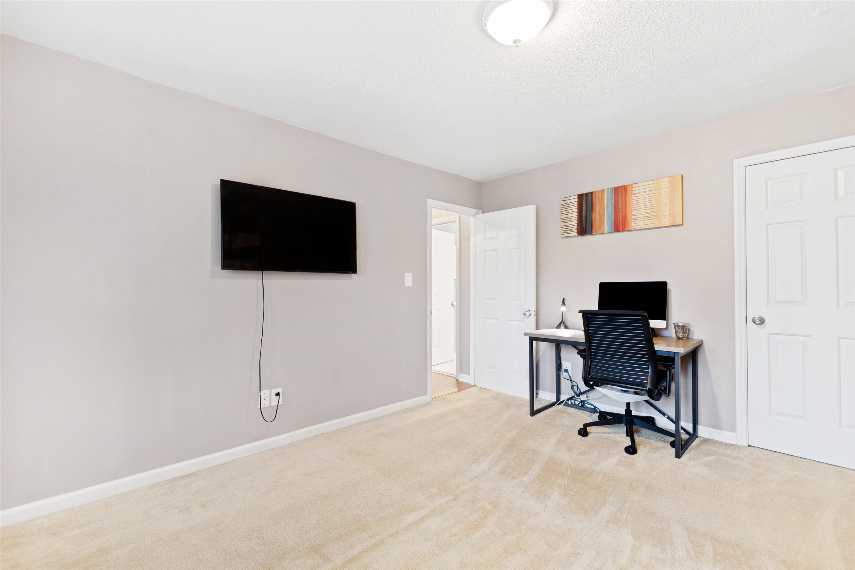6424 Meadow View Drive