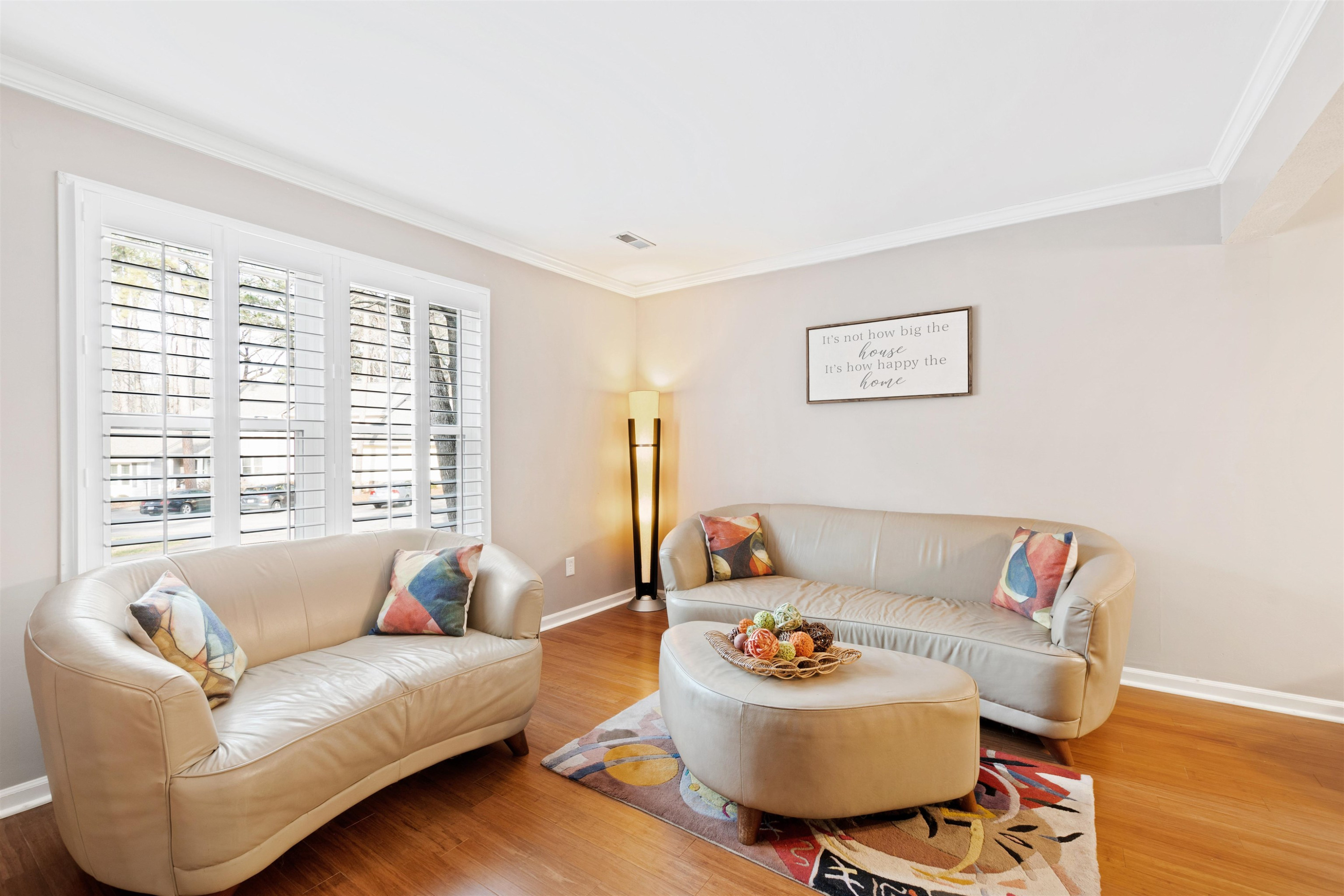 6424 Meadow View Drive