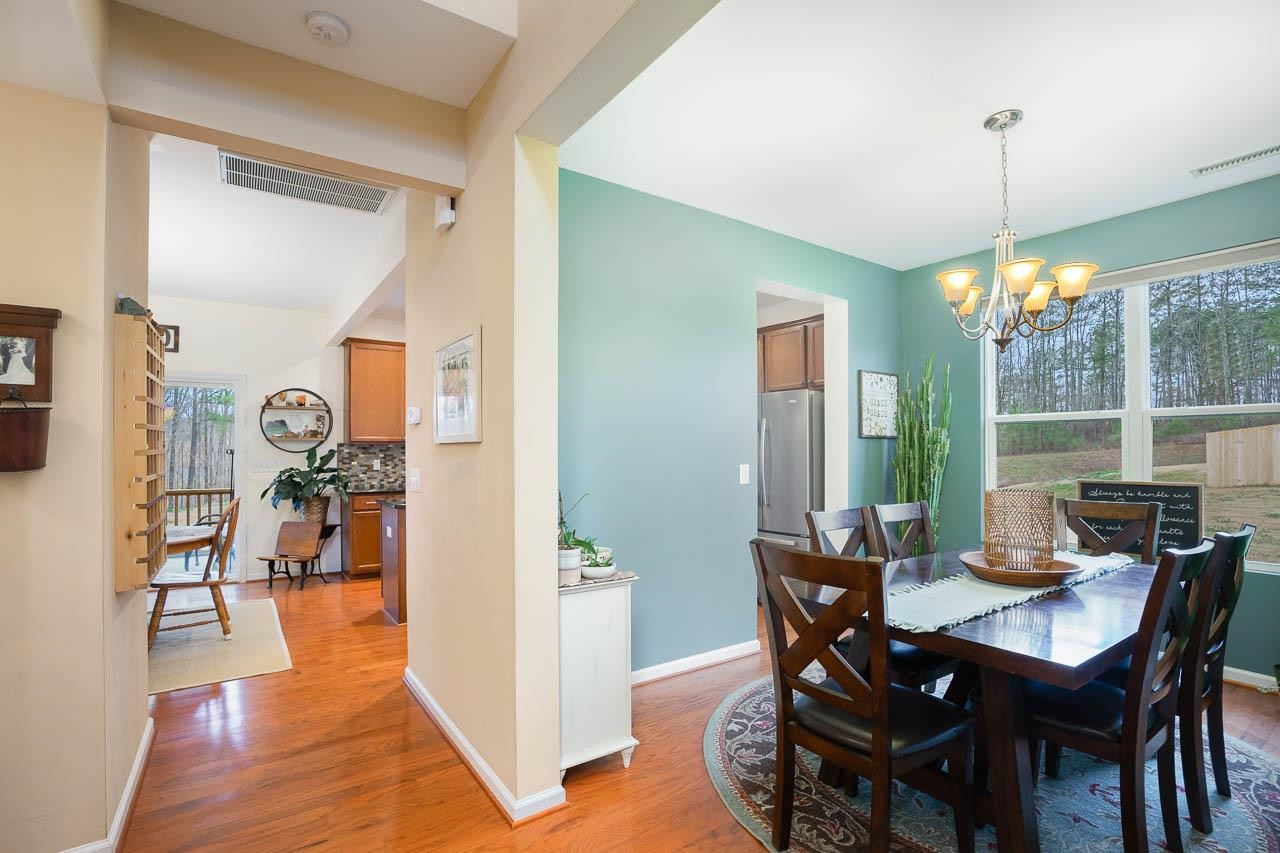 422 Glenview Lane