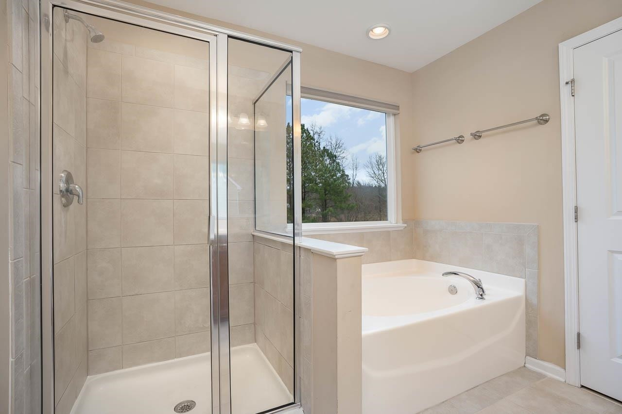 422 Glenview Lane