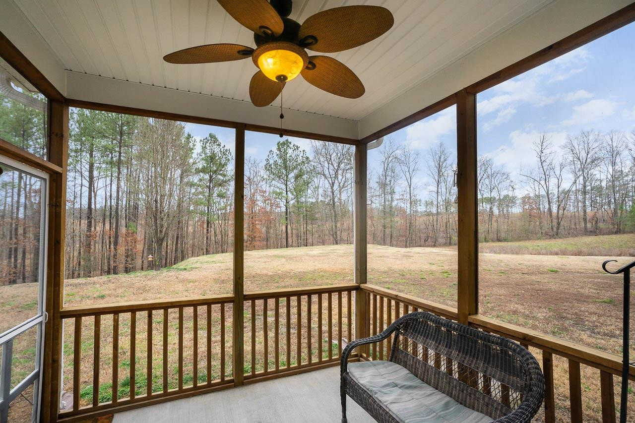422 Glenview Lane