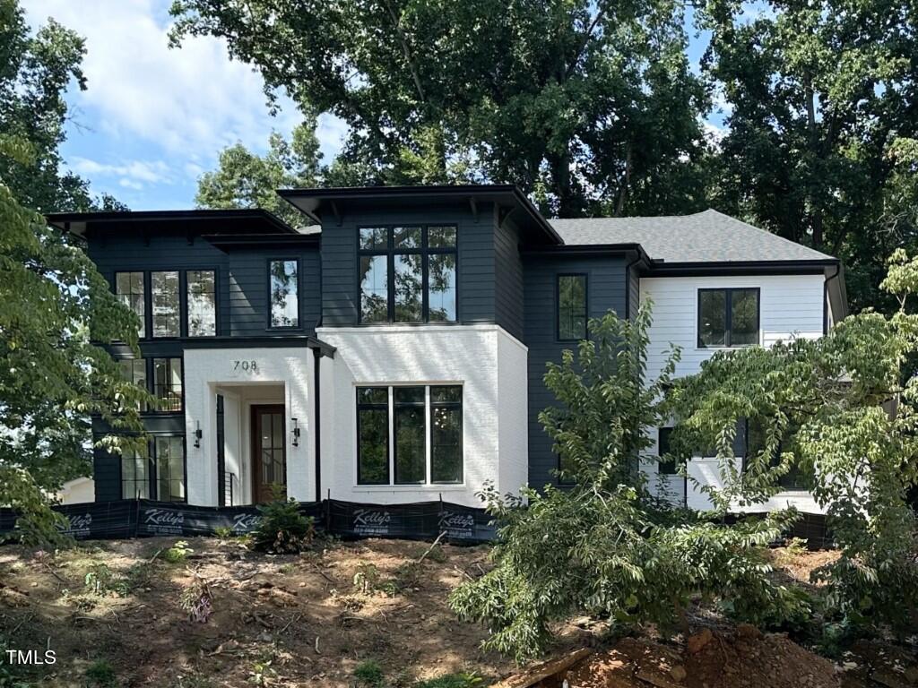 708 Compton Road