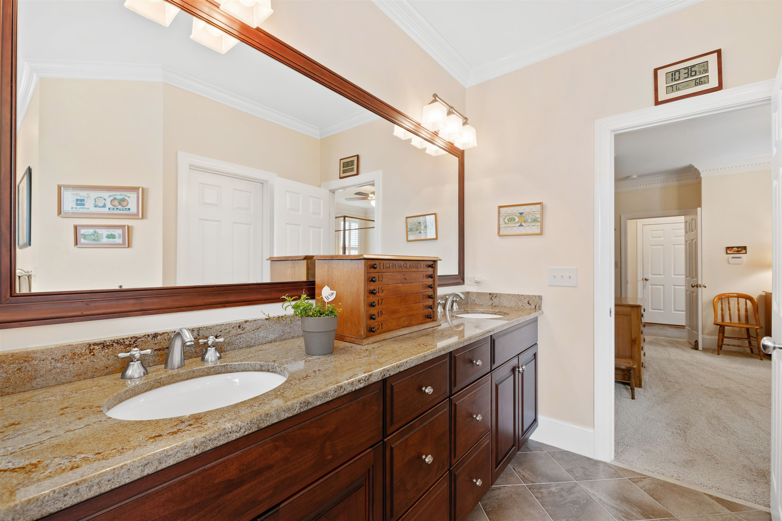 525 Sippihaw Oaks Drive